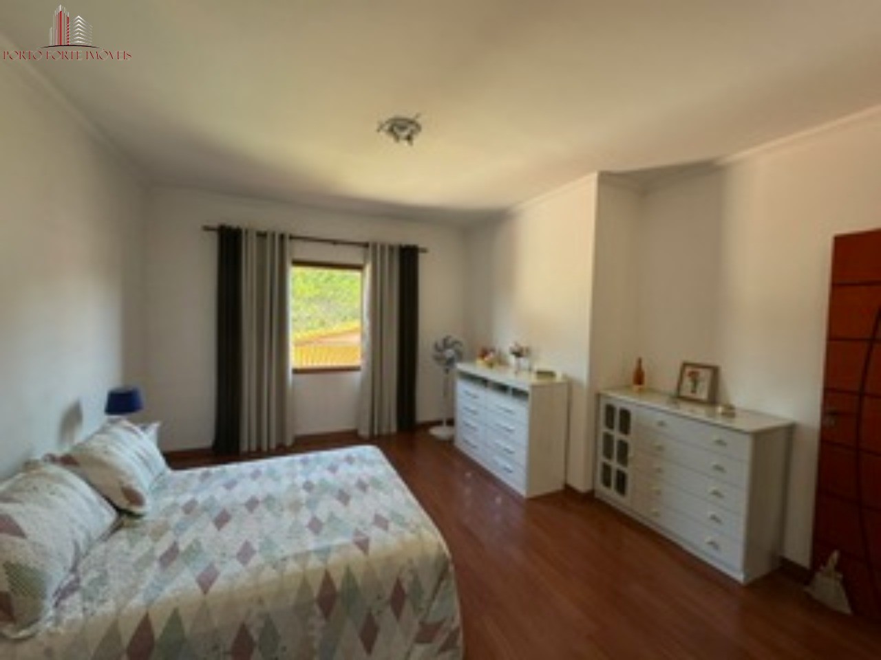 Casa, 3 quartos, 250 m² - Foto 8