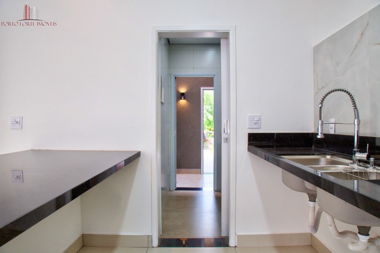 Casa, 3 quartos, 202 m² - Foto 9