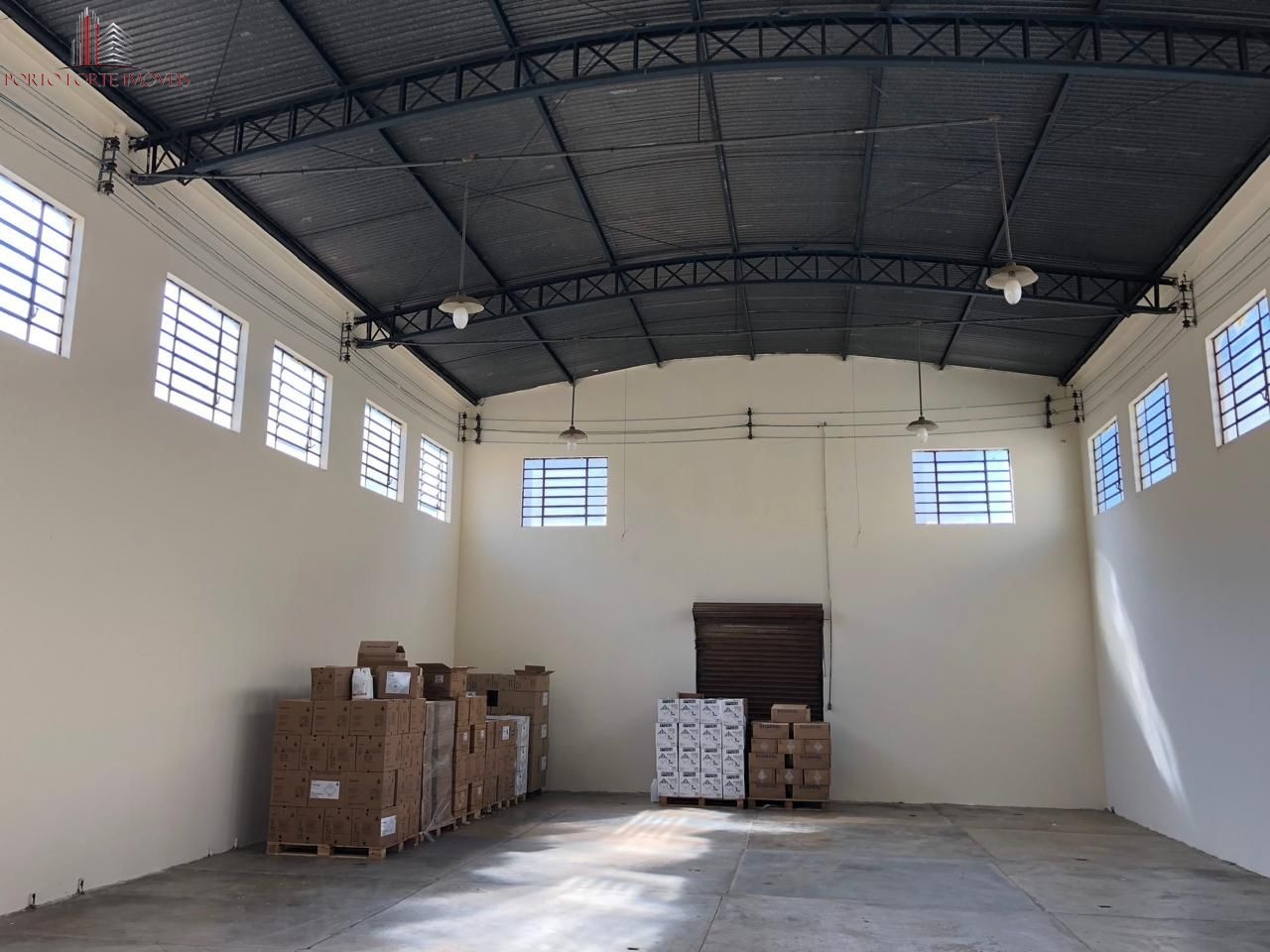Depósito-Galpão, 1000 m² - Foto 1