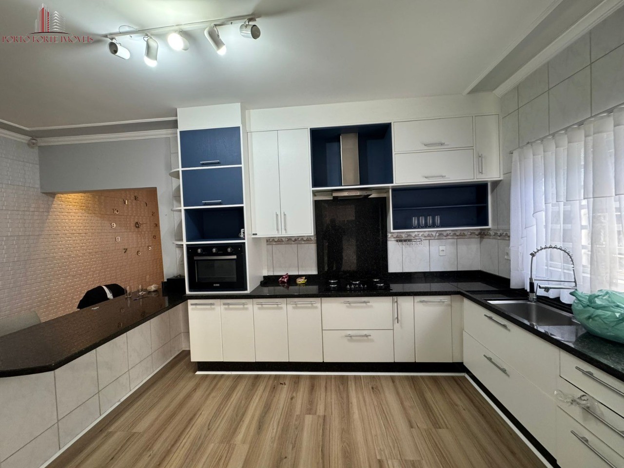 Casa, 3 quartos, 181 m² - Foto 5