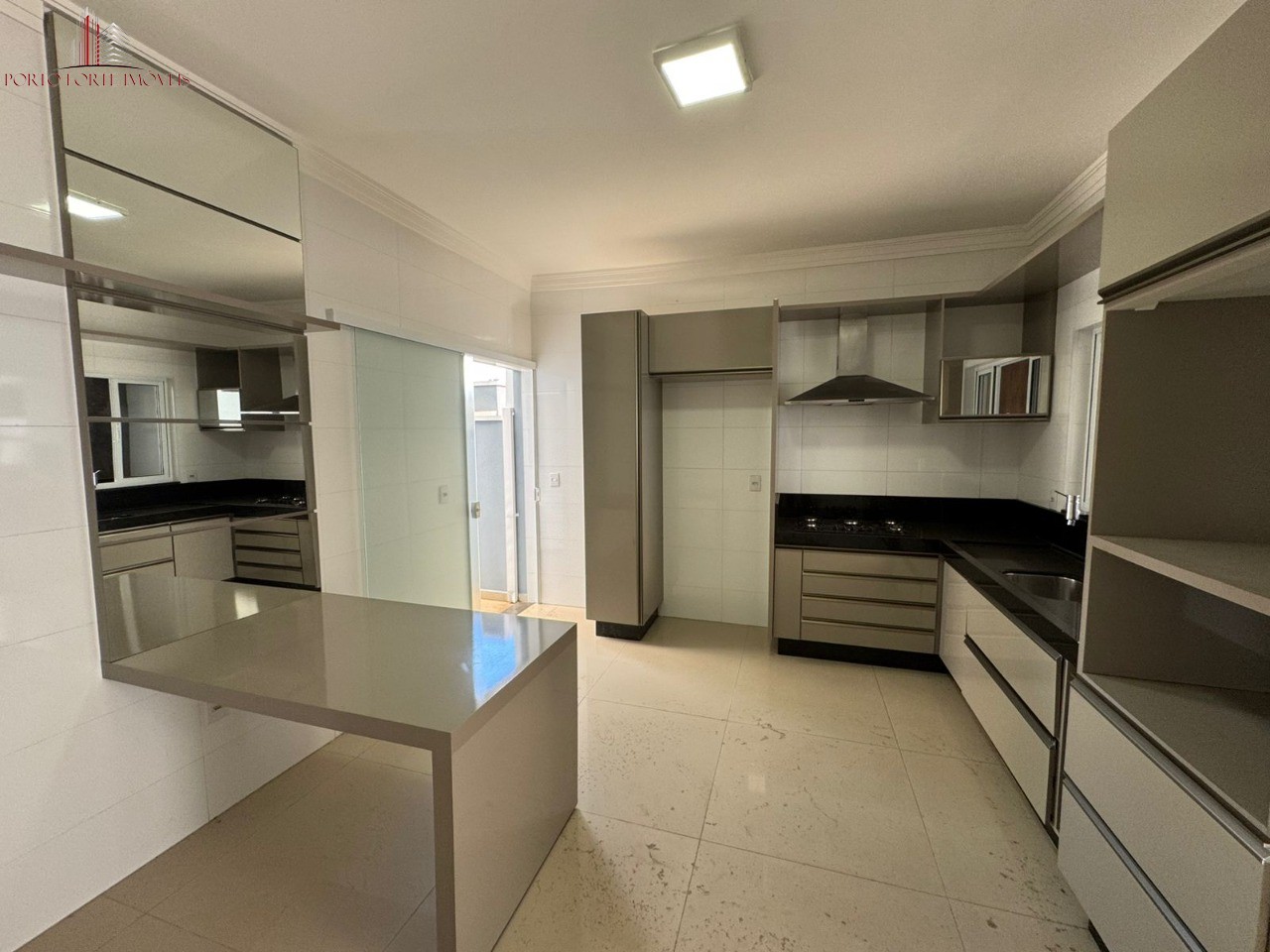 Casa, 3 quartos, 364 m² - Foto 4