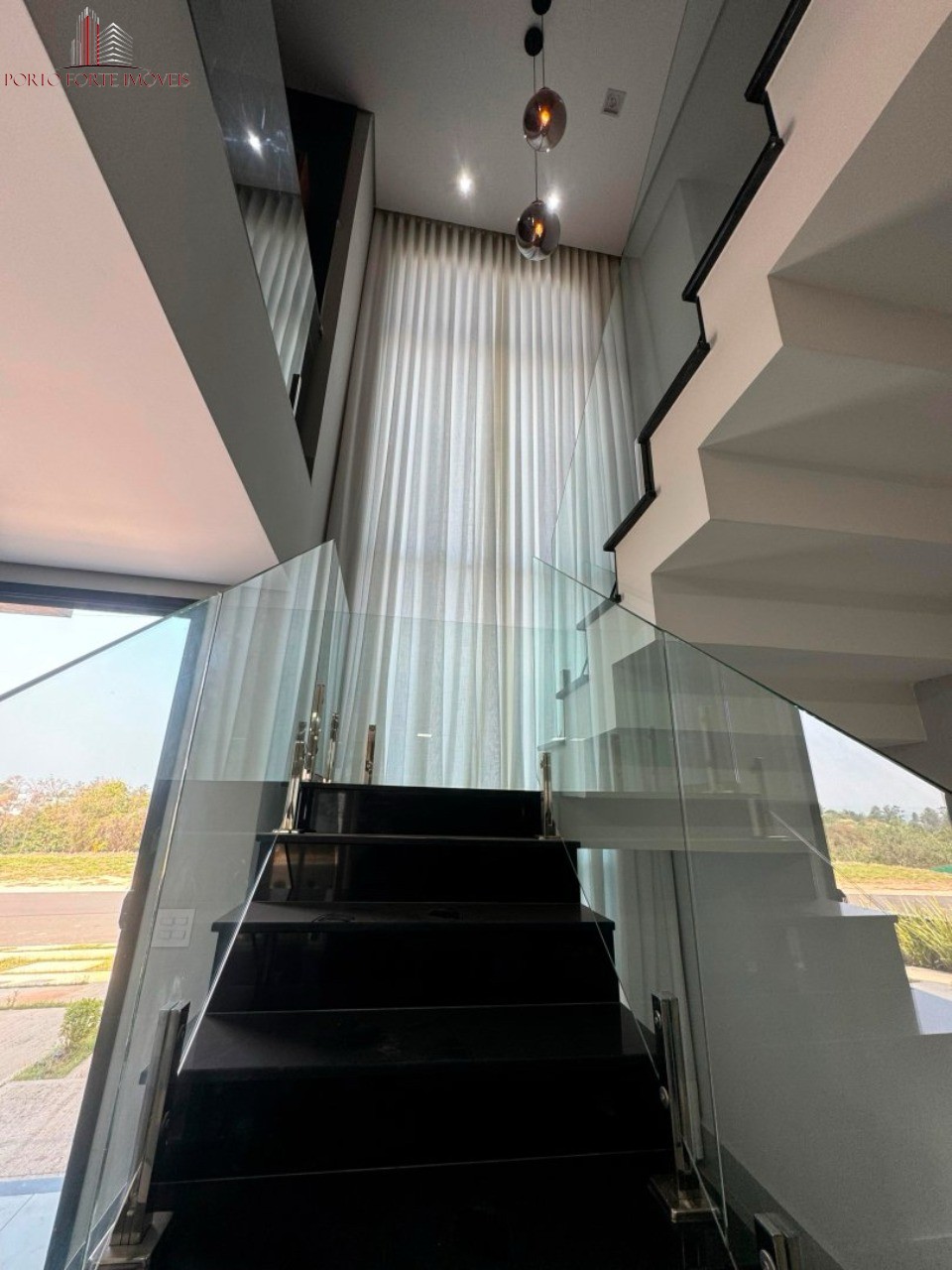 Casa, 3 quartos, 209 m² - Foto 4