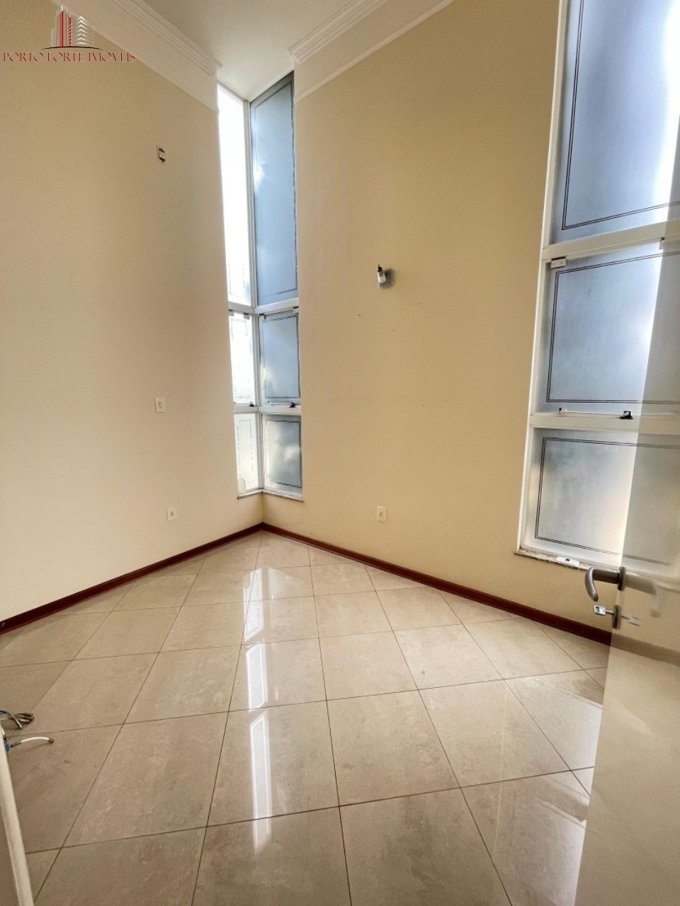 Casa, 3 quartos, 360 m² - Foto 4