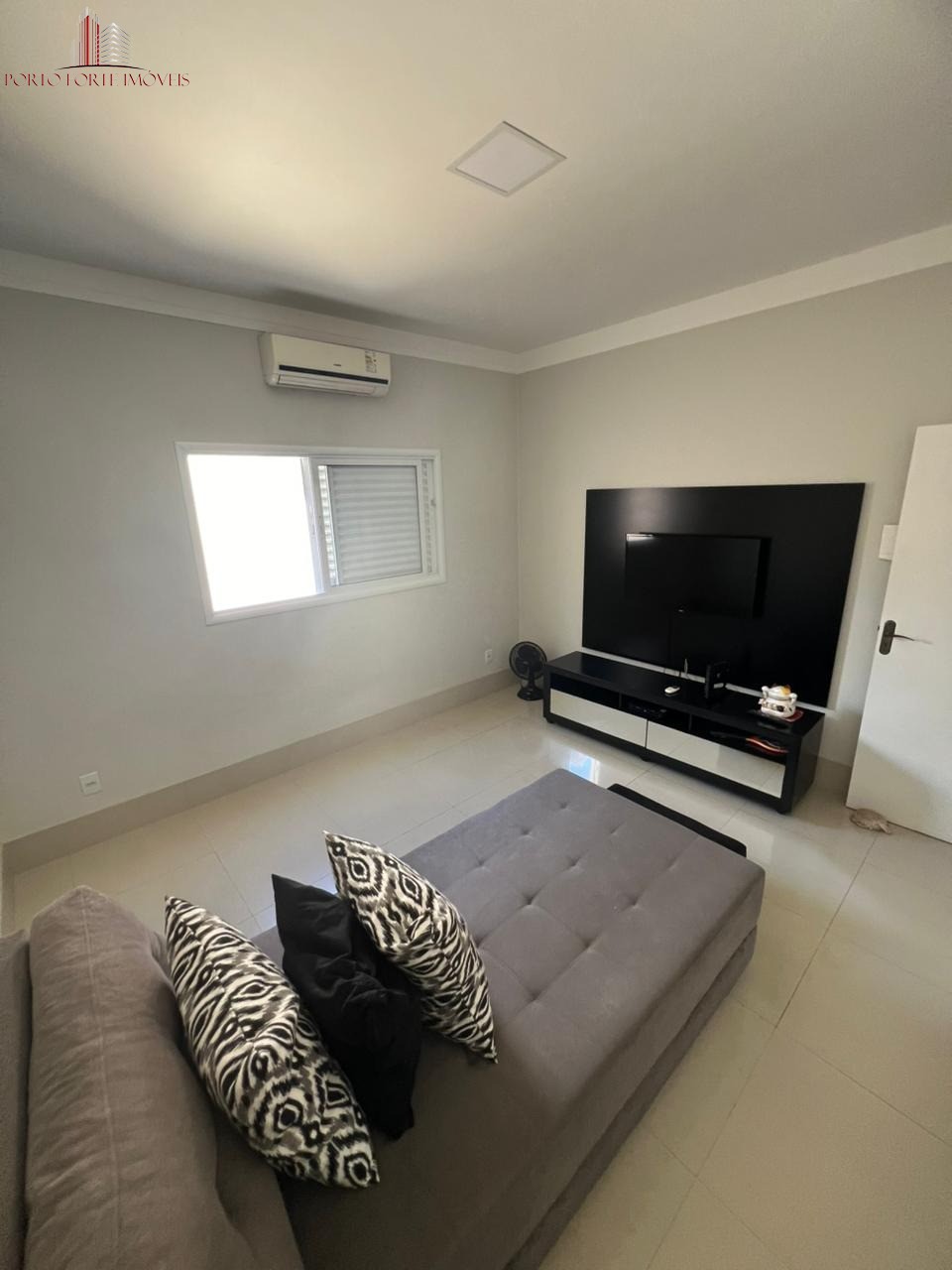 Casa, 4 quartos, 300 m² - Foto 21