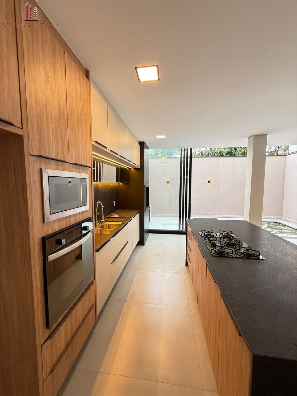 Casa, 2 quartos, 258 m² - Foto 15