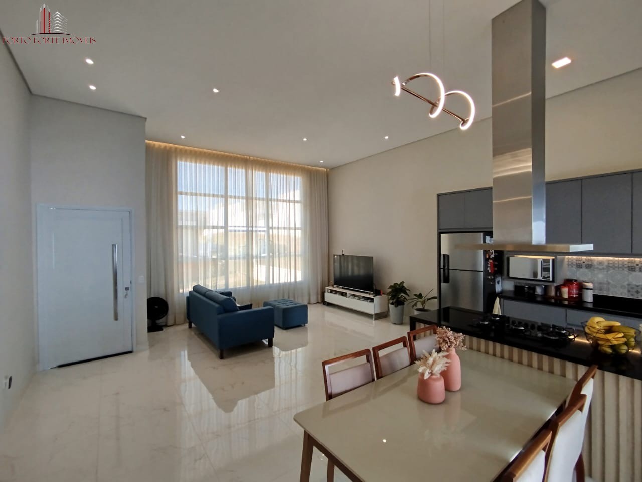 Casa, 3 quartos, 300 m² - Foto 3