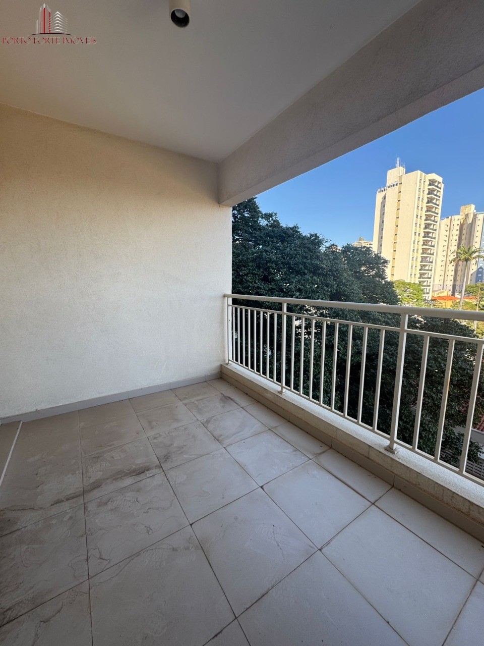 Apartamento, 3 quartos, 120 m² - Foto 1