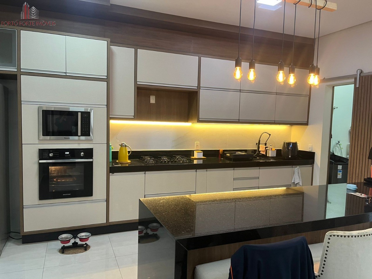 Casa, 3 quartos, 240 m² - Foto 10