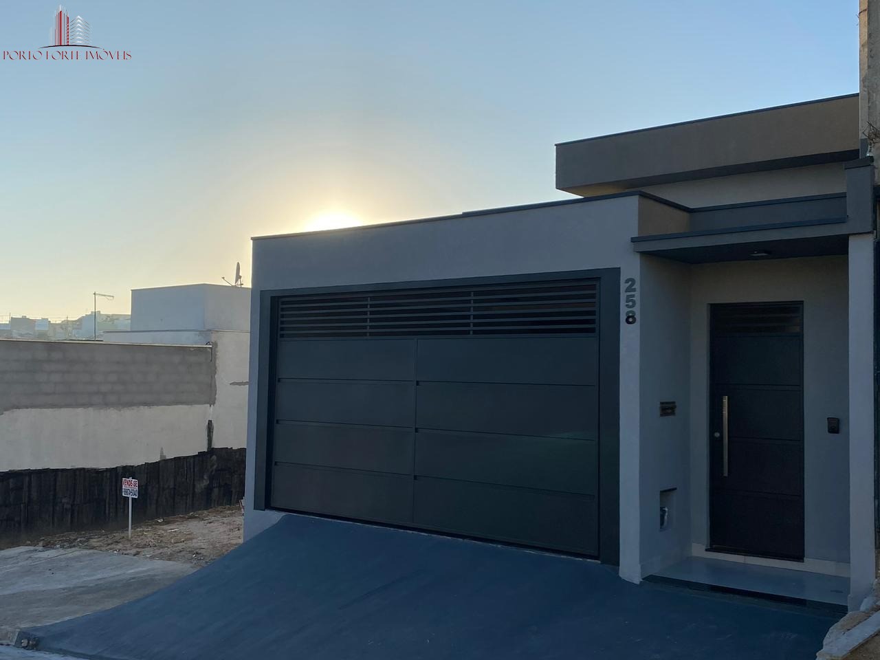 Casa, 2 quartos, 150 m² - Foto 1