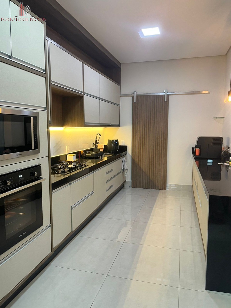 Casa, 3 quartos, 240 m² - Foto 6