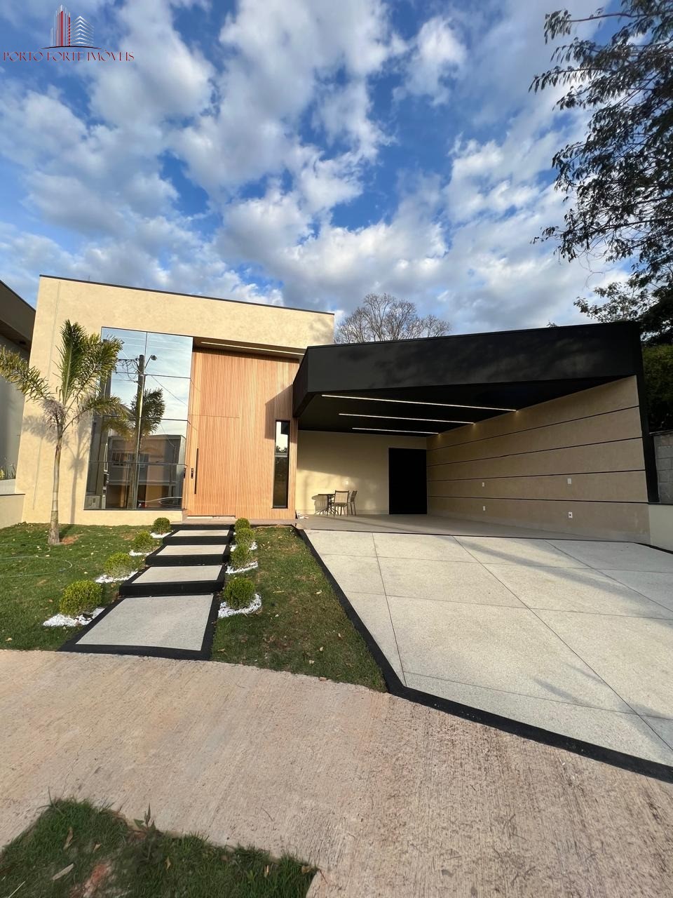 Casa, 3 quartos, 331 m² - Foto 2