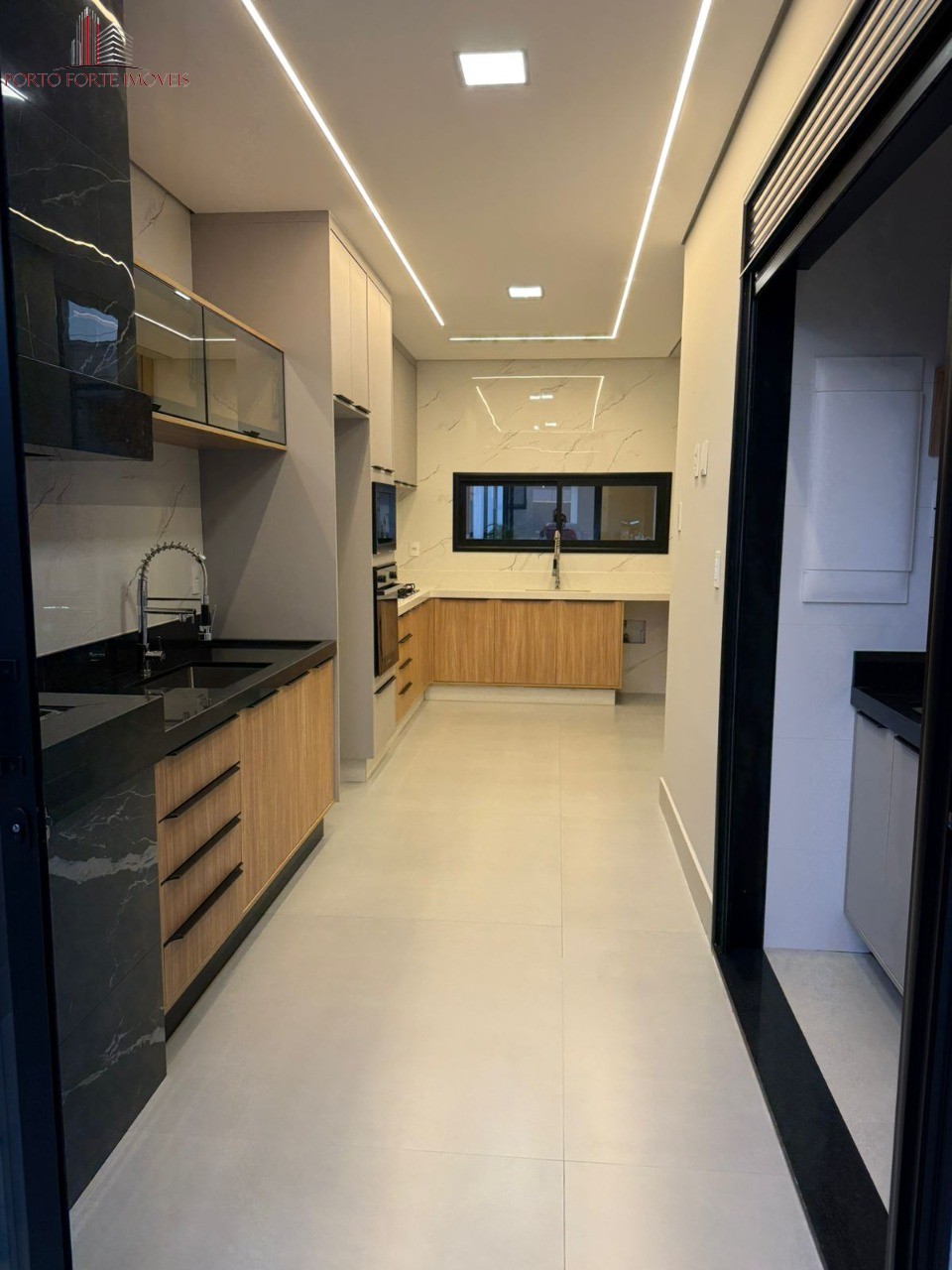 Casa, 3 quartos, 200 m² - Foto 4