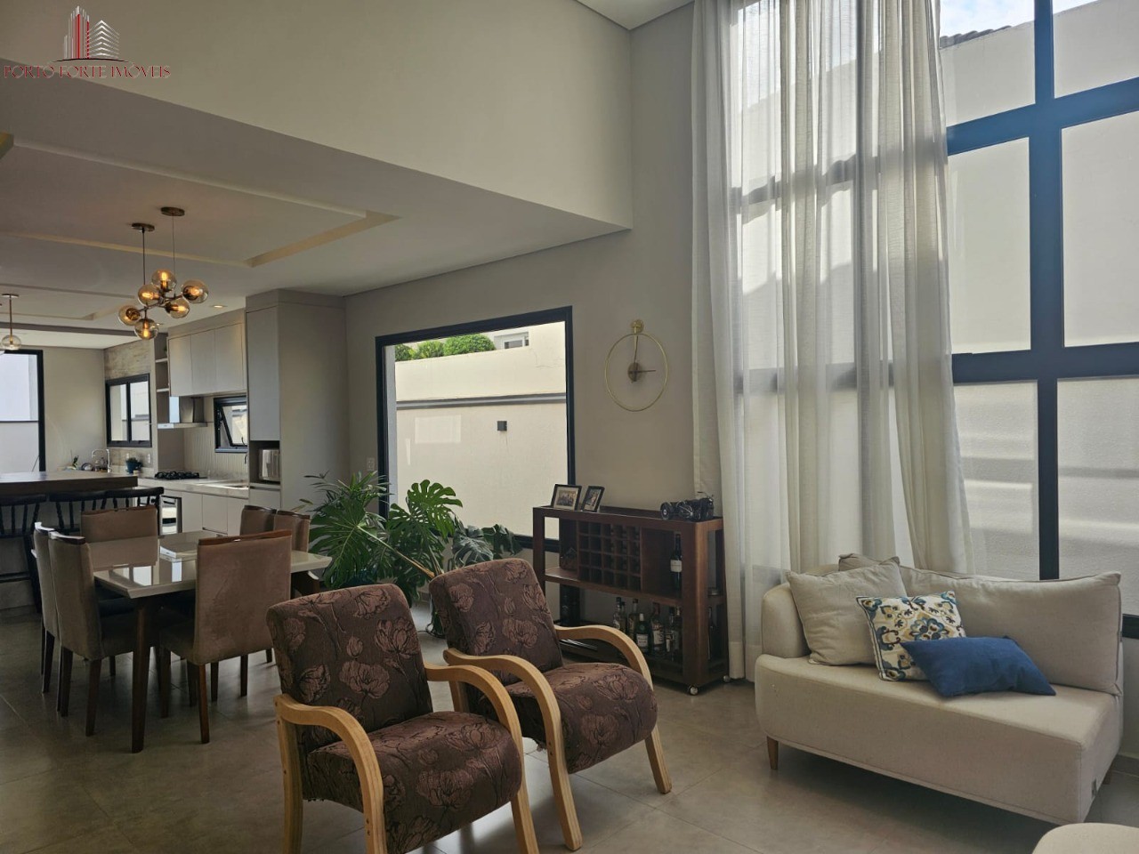 Casa, 3 quartos, 300 m² - Foto 4
