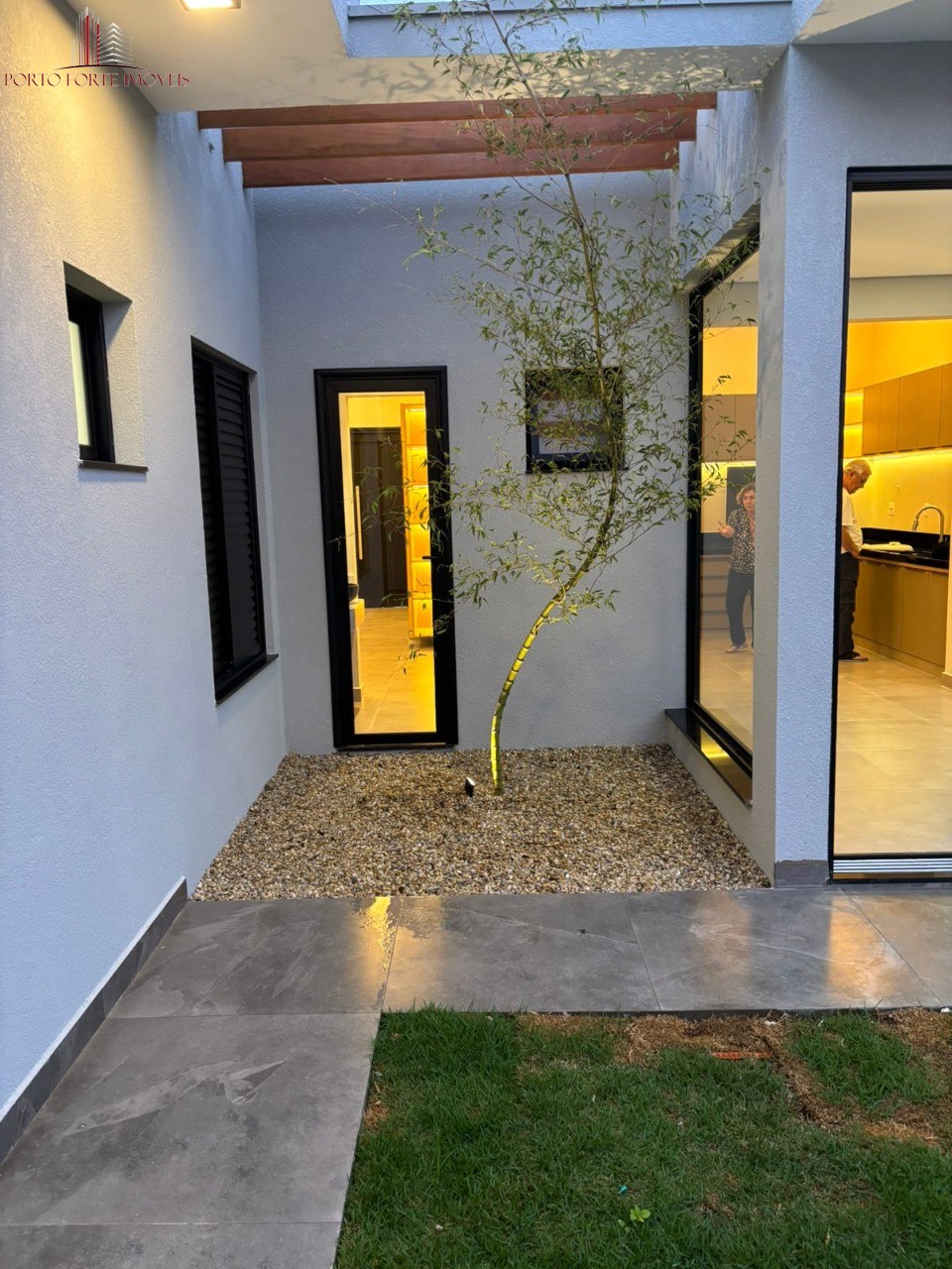 Casa, 3 quartos, 300 m² - Foto 2
