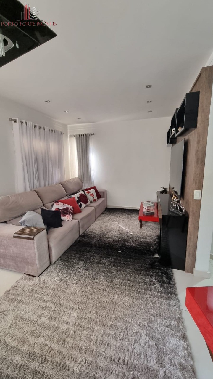 Casa, 3 quartos, 225 m² - Foto 2