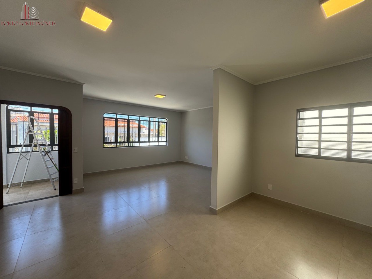 Casa, 3 quartos, 300 m² - Foto 11