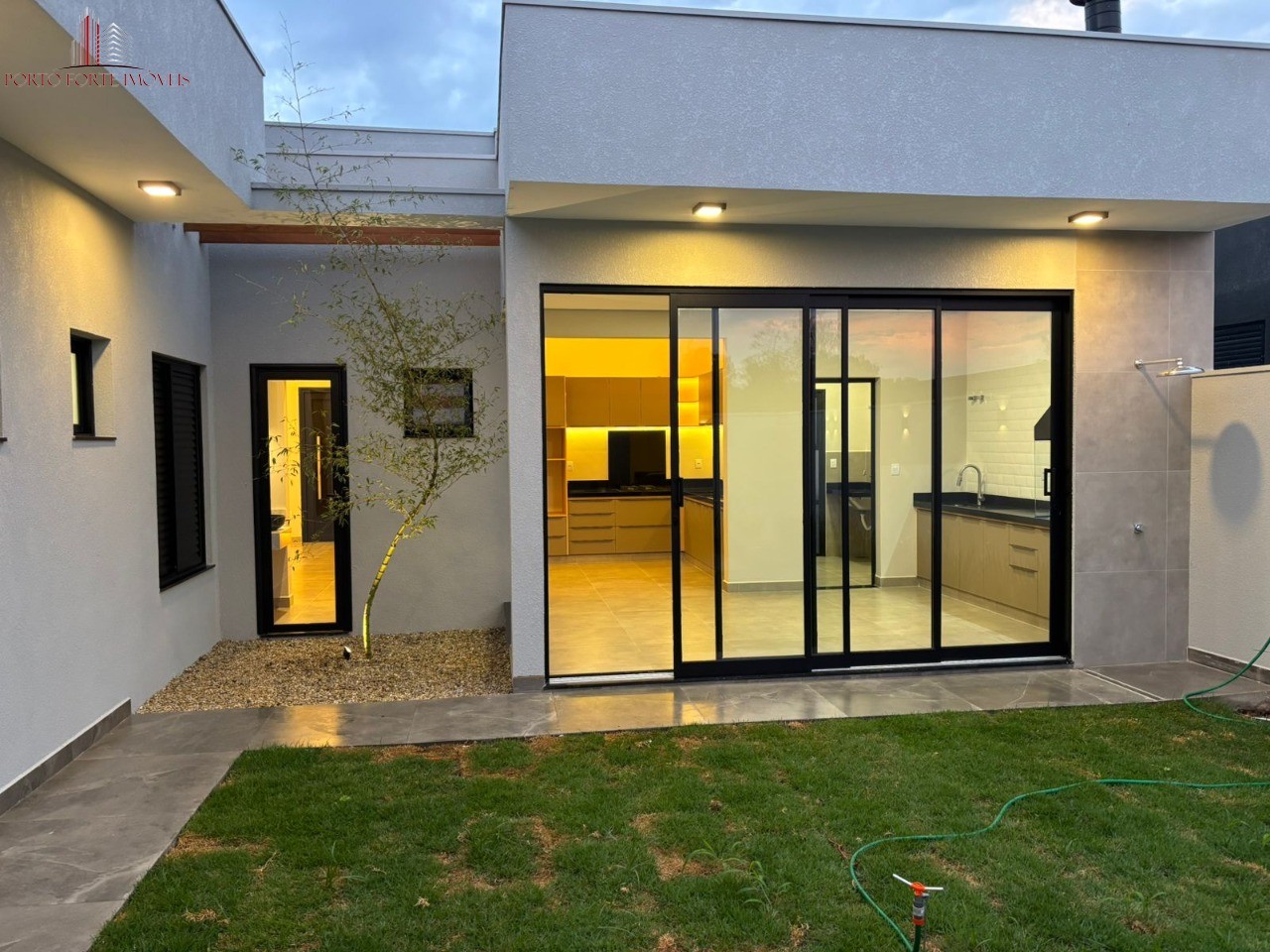 Casa, 3 quartos, 300 m² - Foto 3