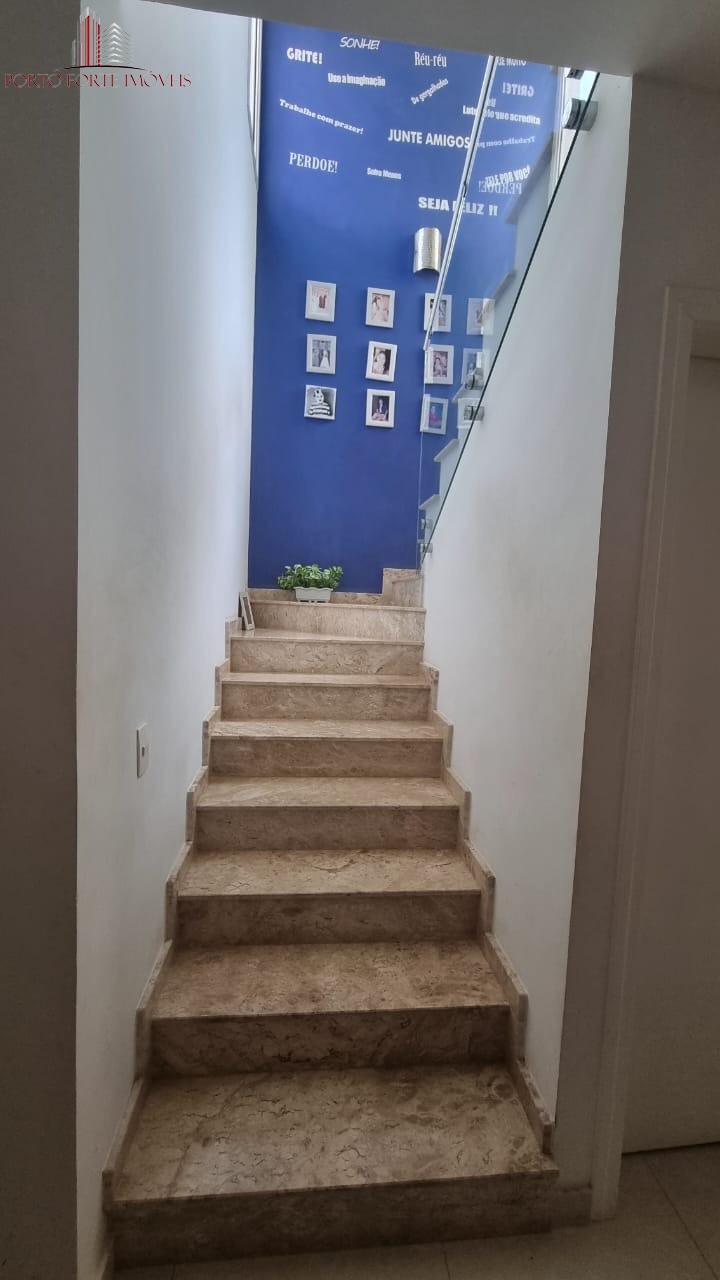Casa, 3 quartos, 225 m² - Foto 9
