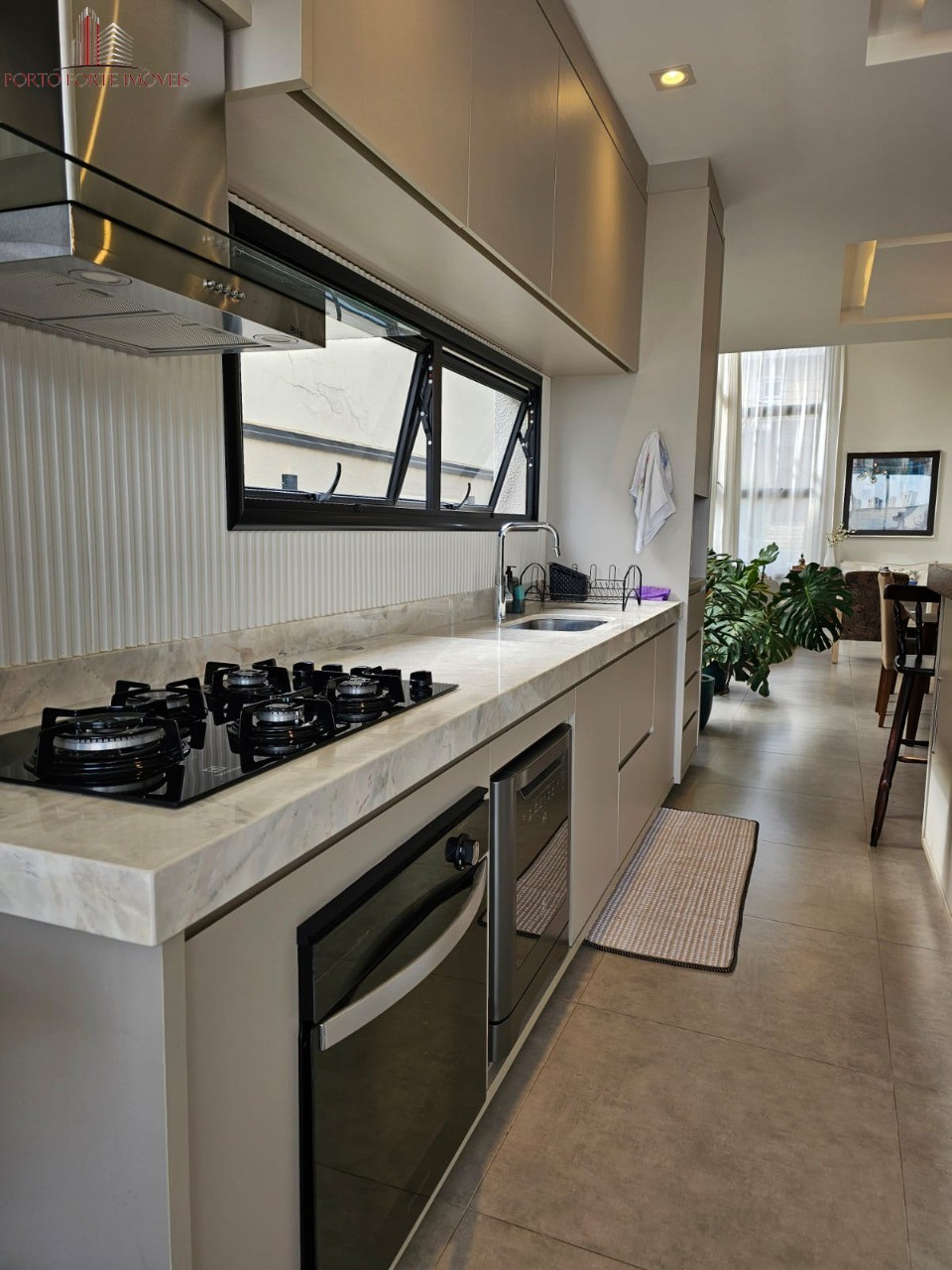 Casa, 3 quartos, 300 m² - Foto 9