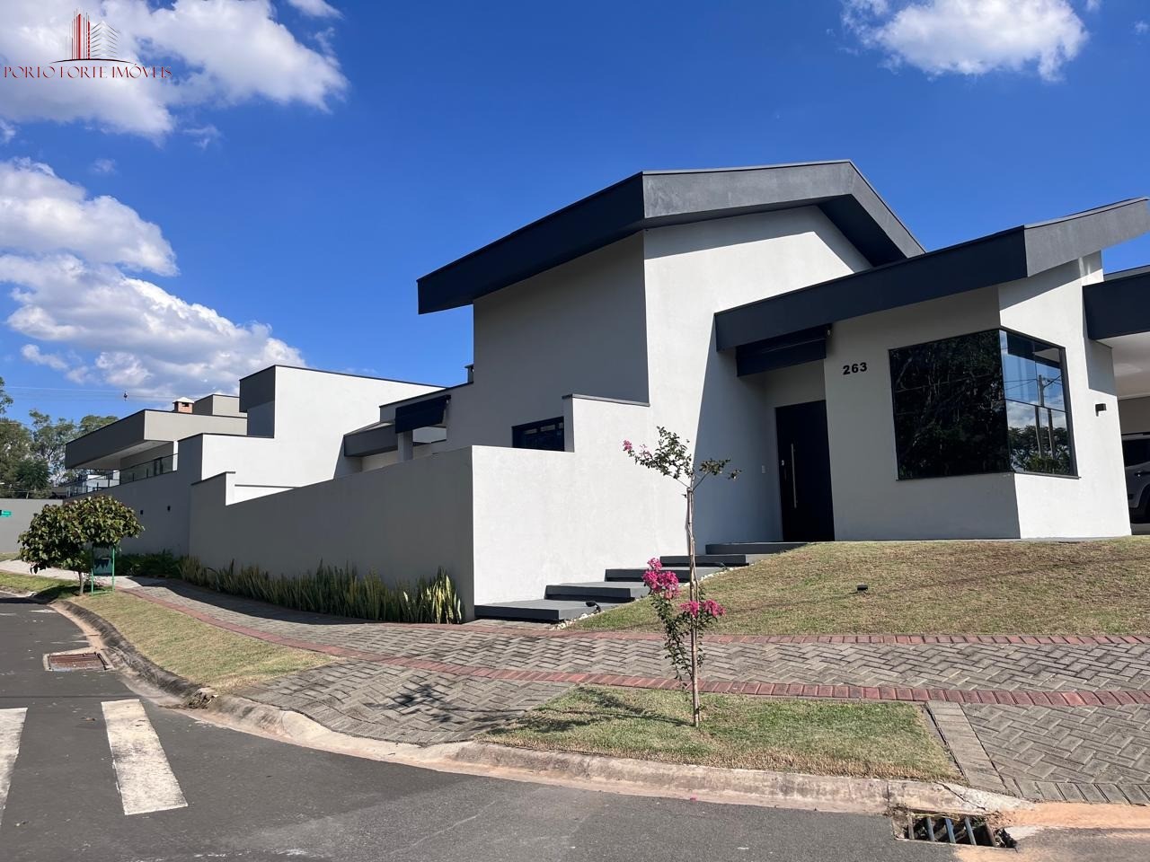 Casa, 3 quartos, 341 m² - Foto 2