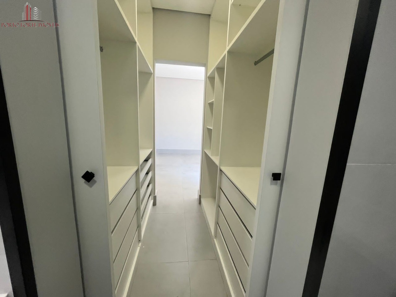 Casa, 3 quartos, 215 m² - Foto 22