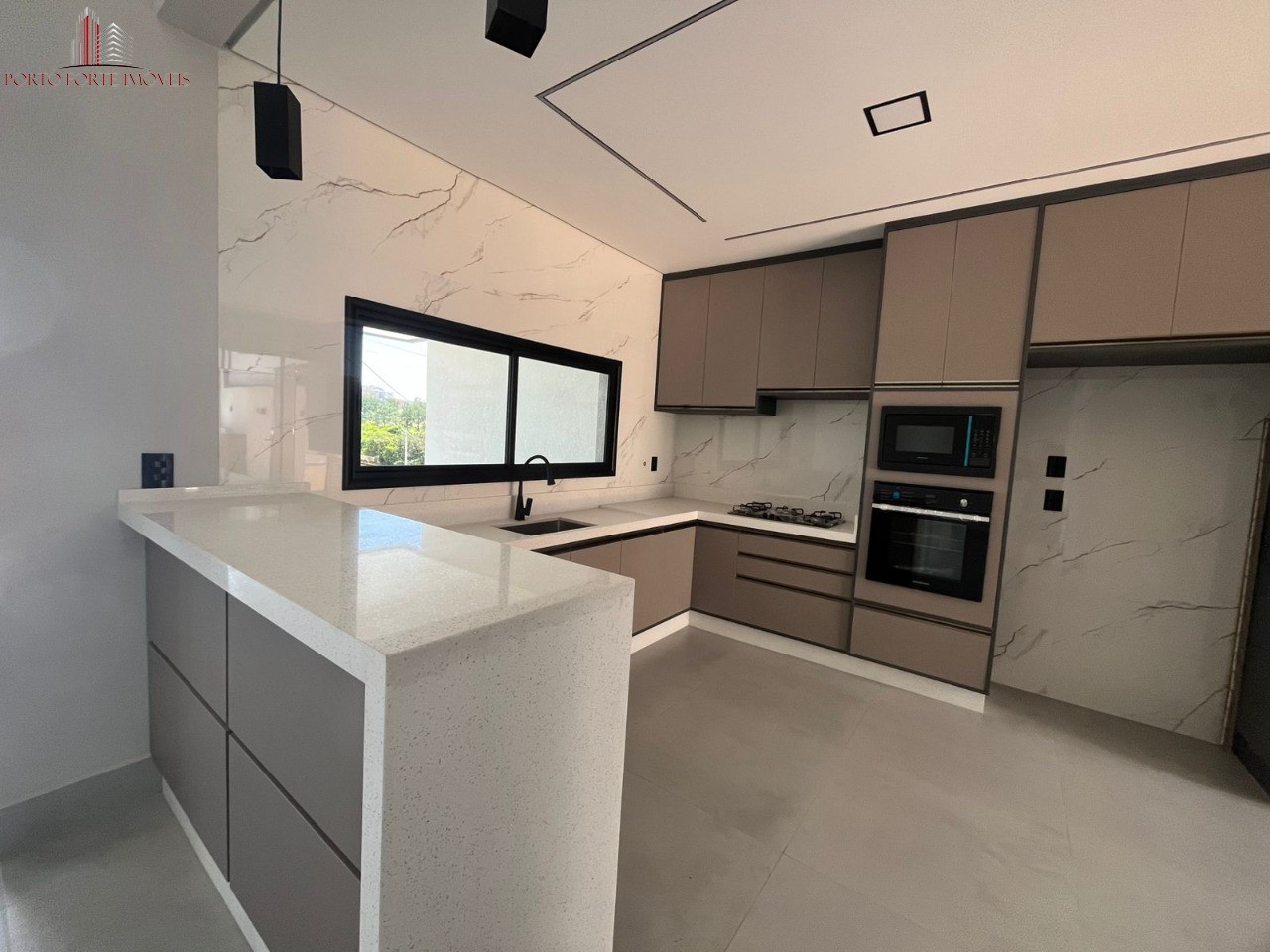 Casa, 3 quartos, 215 m² - Foto 7