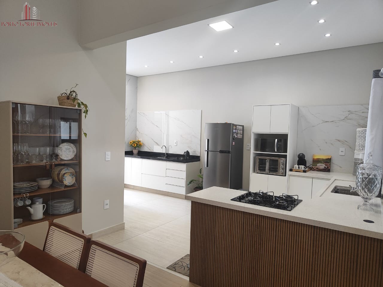 Casa, 3 quartos, 240 m² - Foto 4