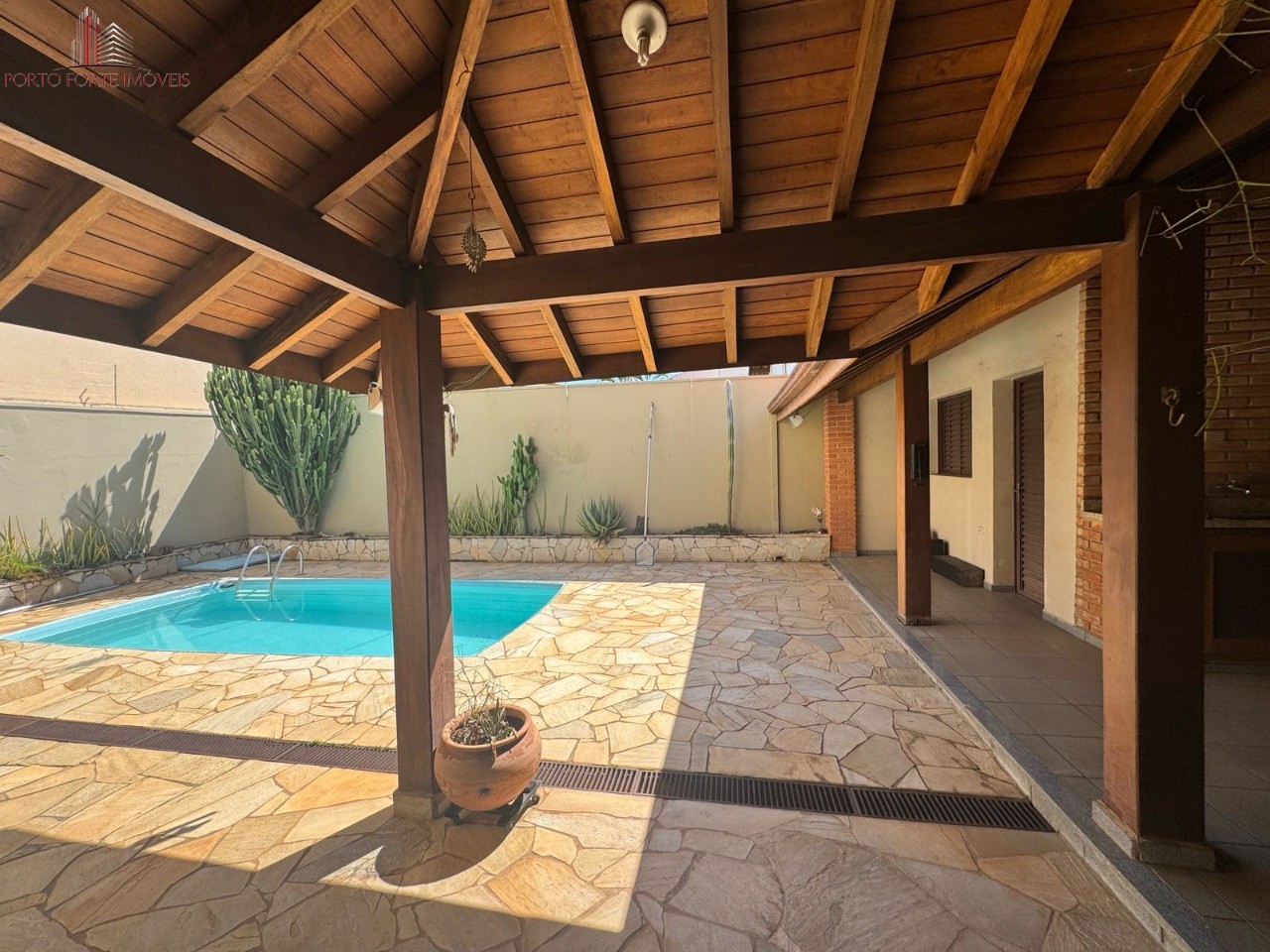 Casa, 3 quartos, 328 m² - Foto 42