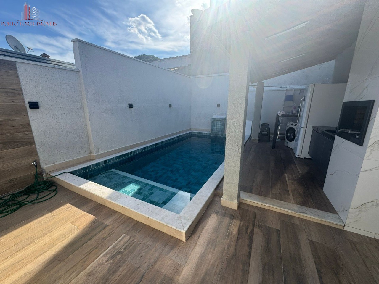 Casa, 4 quartos, 250 m² - Foto 4