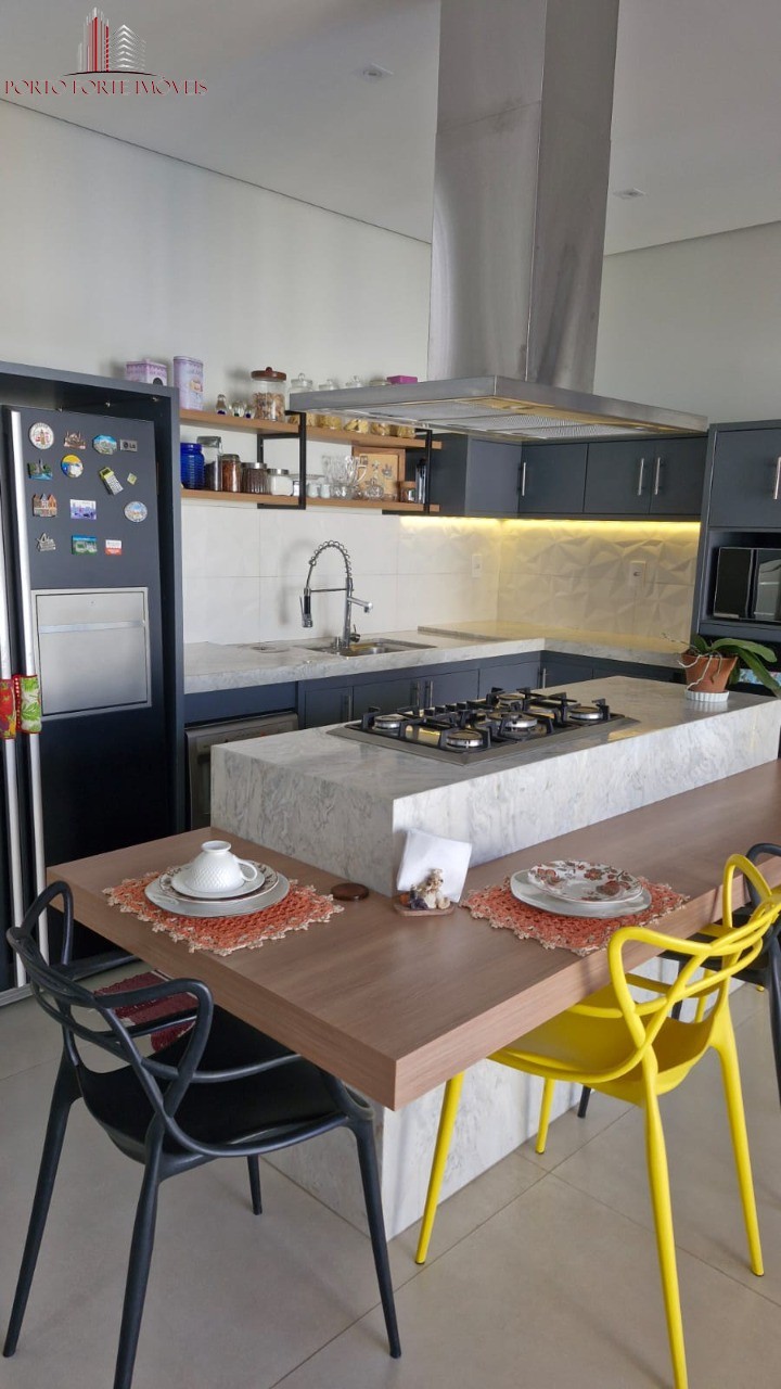 Casa, 3 quartos, 300 m² - Foto 8