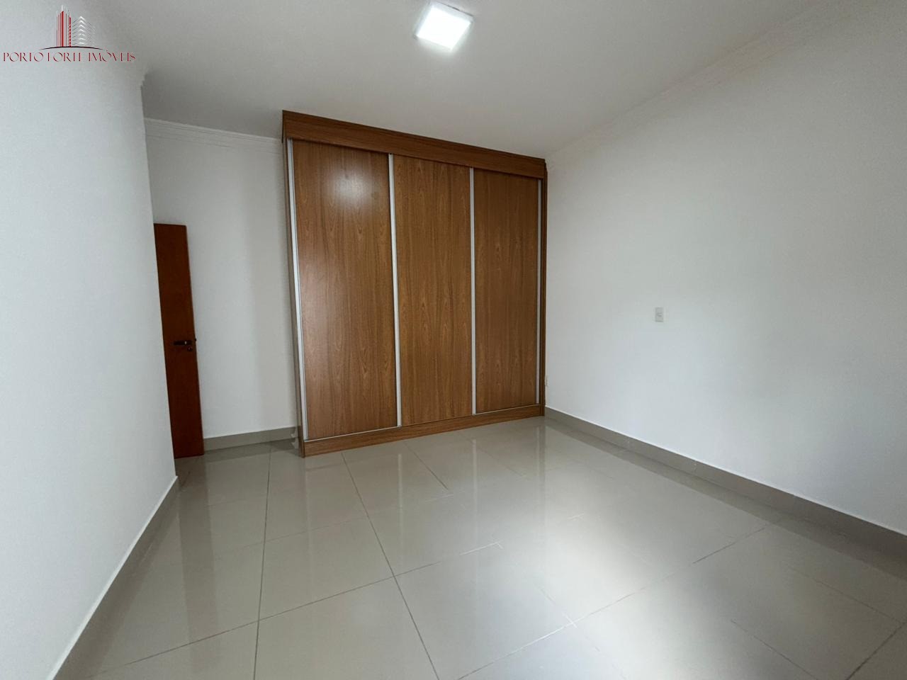 Casa, 3 quartos, 200 m² - Foto 11
