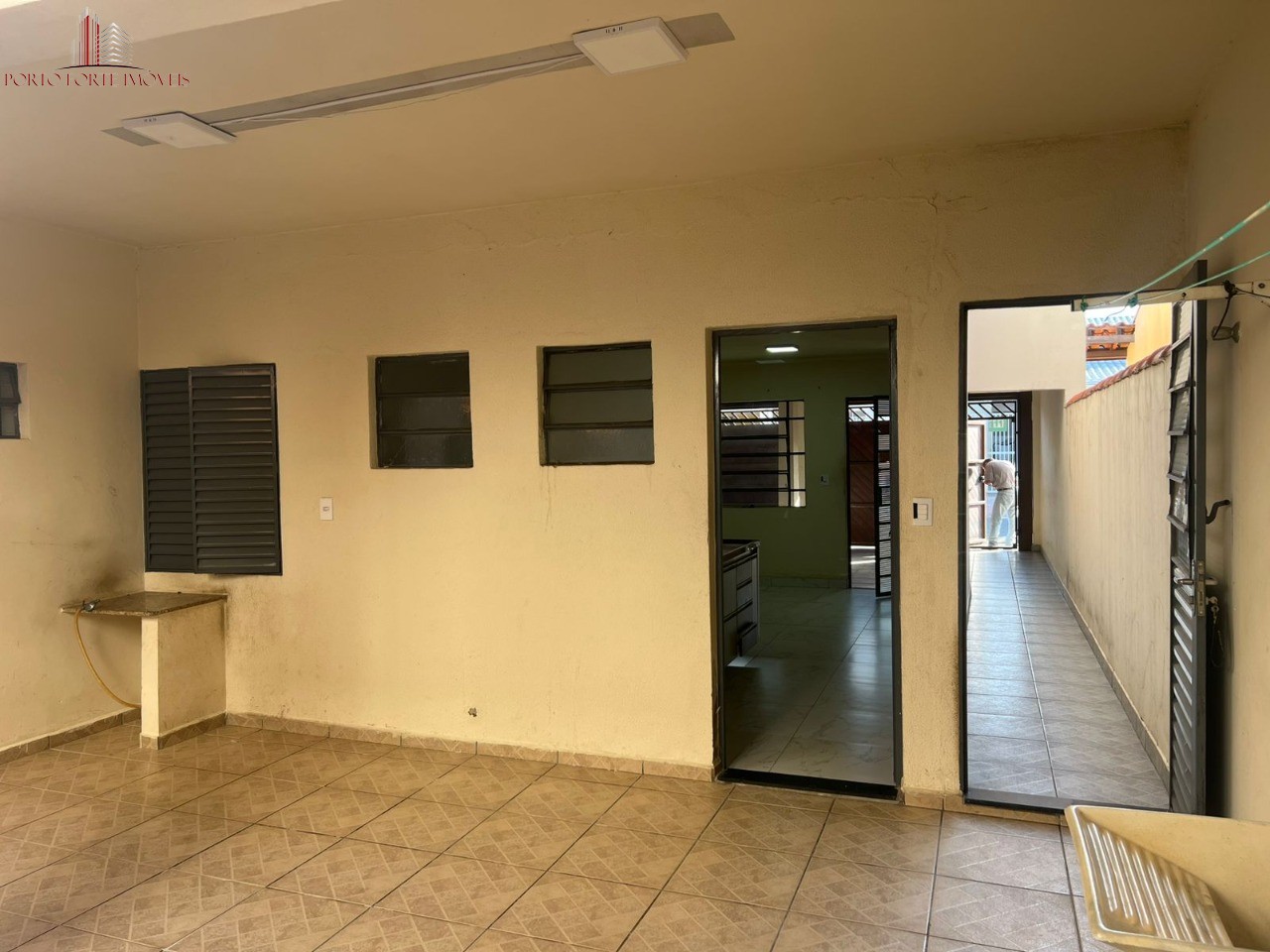 Casa, 5 quartos, 180 m² - Foto 4