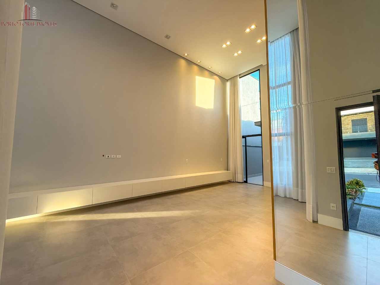 Casa, 3 quartos, 360 m² - Foto 2