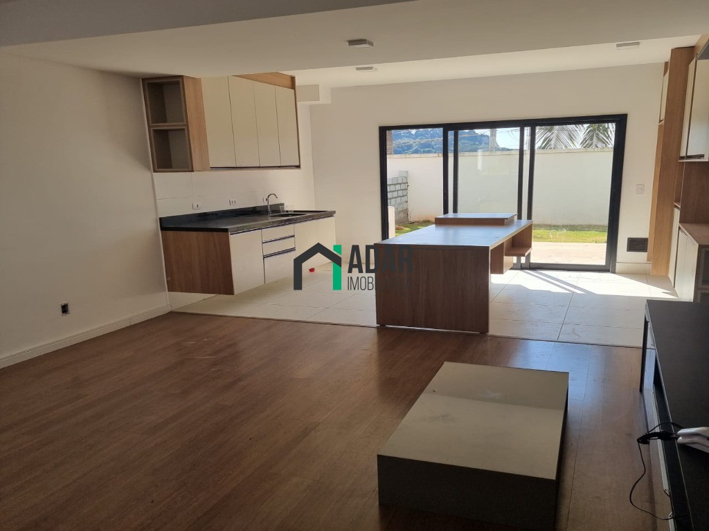 Casa em condomínio residencial em cotia - sp, parque rincão
