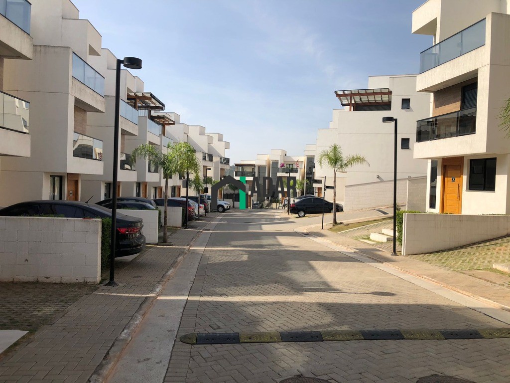 Casa em condomínio residencial em cotia - sp, parque rincão