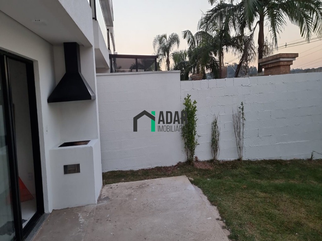 Casa em condomínio residencial em cotia - sp, parque rincão