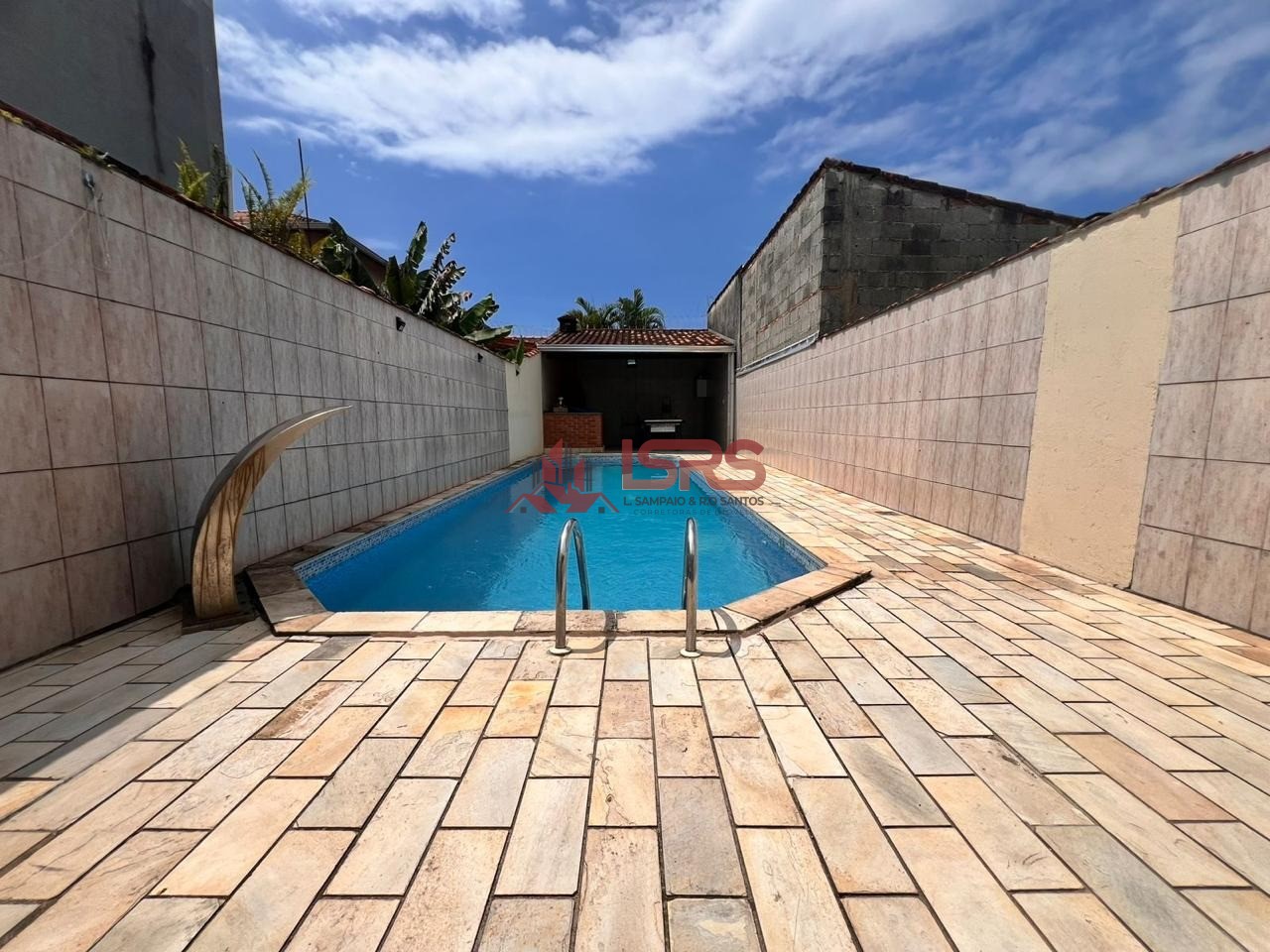 Casa, 3 quartos, 80 m² - Foto 1