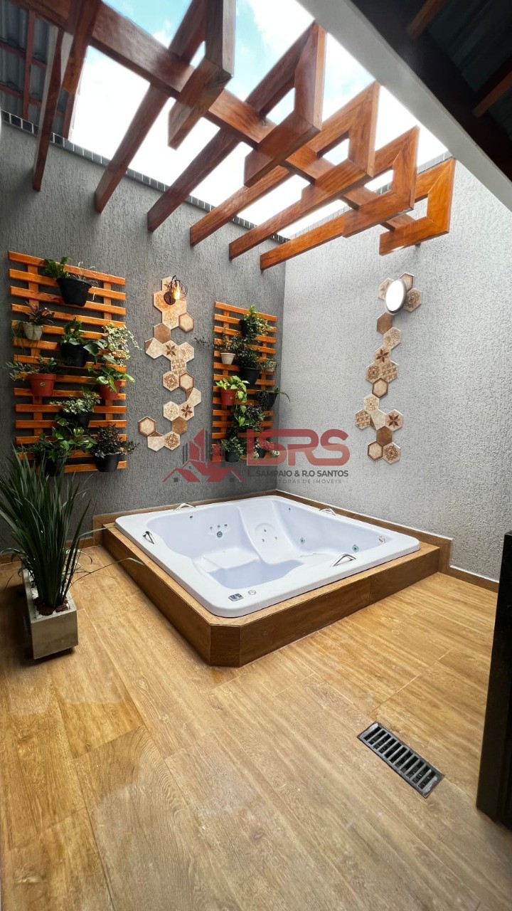 Casa, 1 quarto, 115 m² - Foto 1