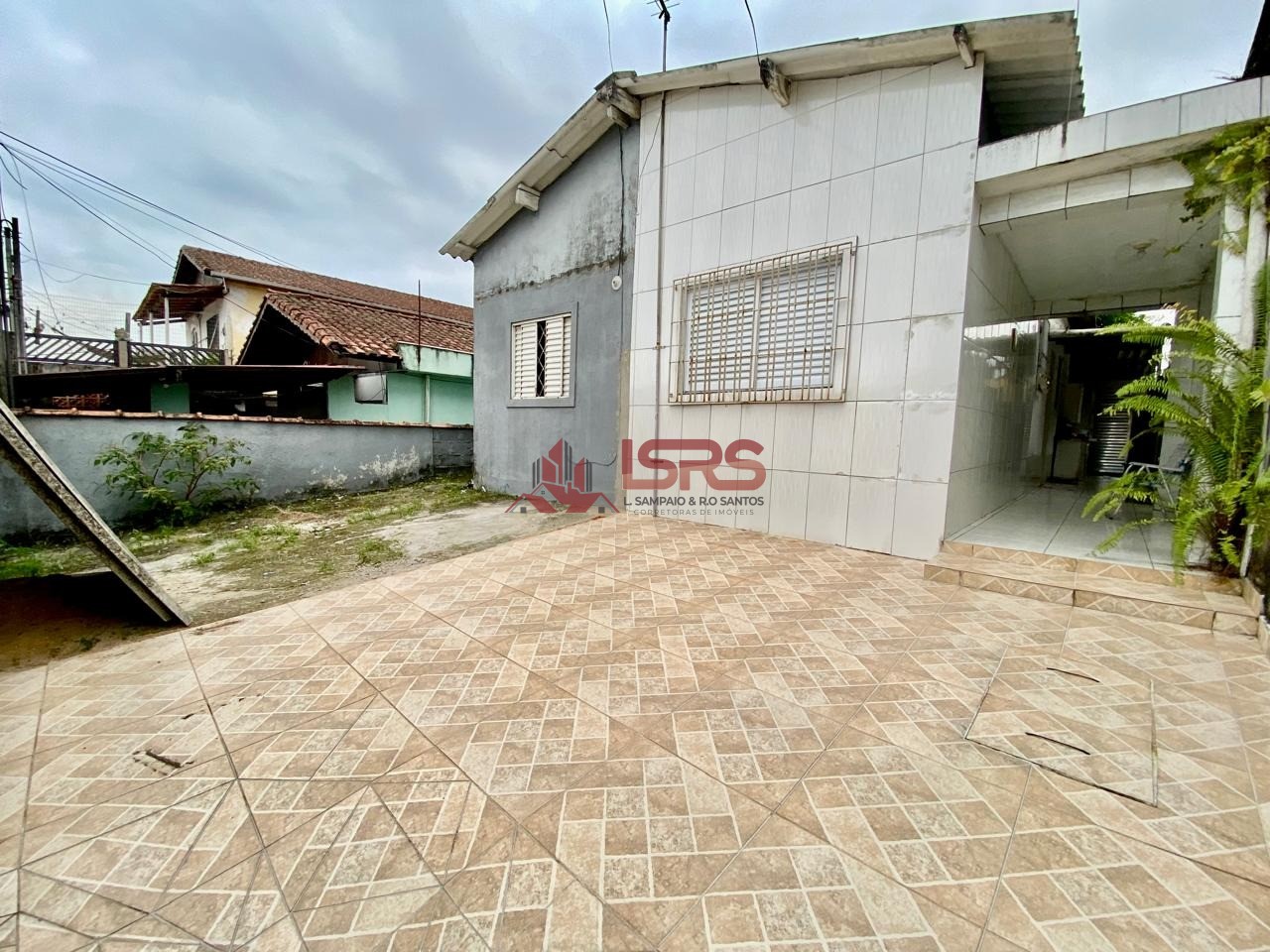 Casa, 4 quartos, 270 m² - Foto 1