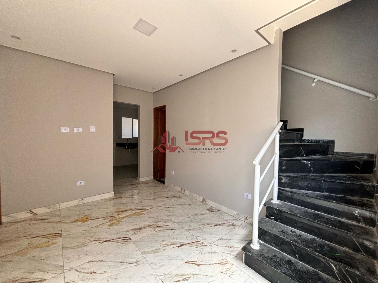 Casa, 2 quartos, 70 m² - Foto 2