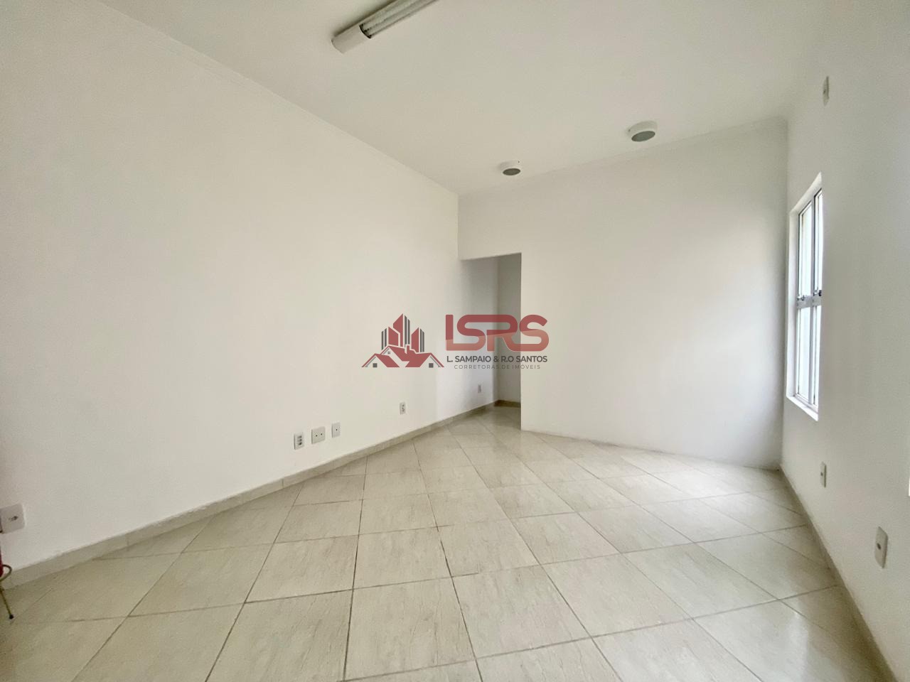 Sobrado, 2 quartos, 260 m² - Foto 1