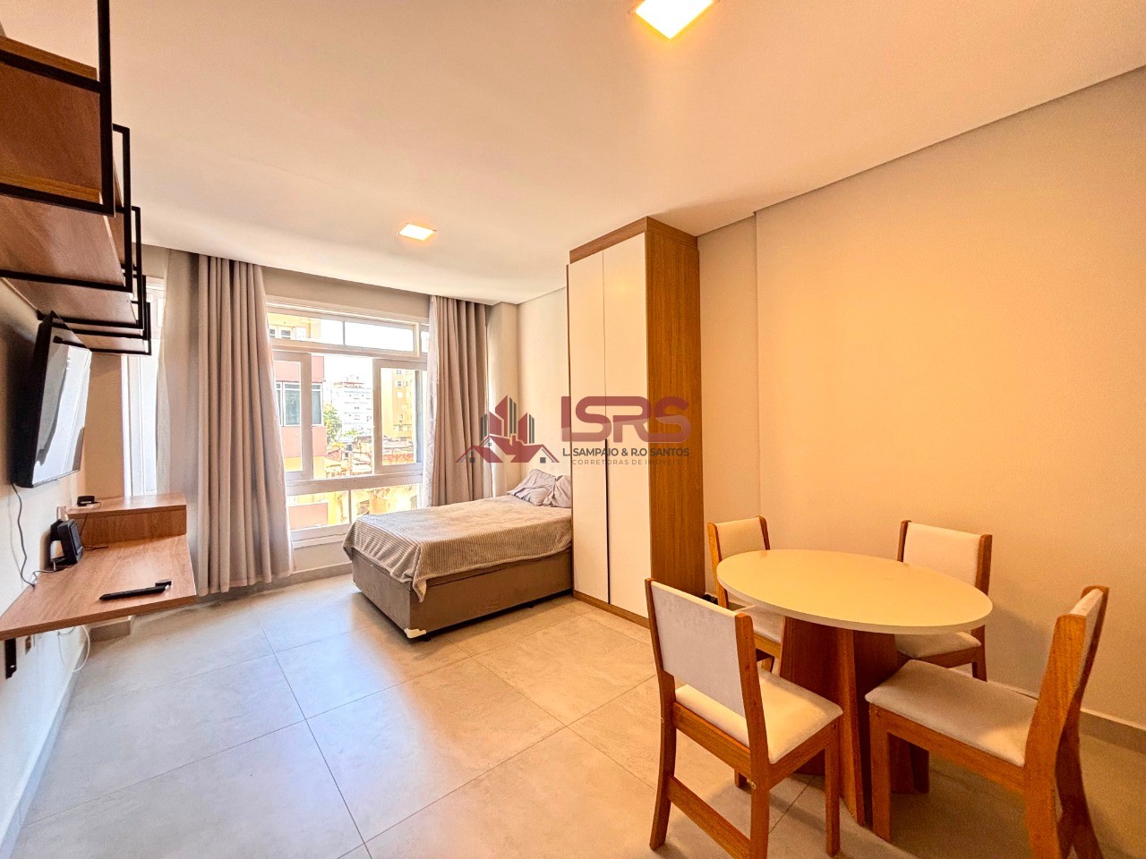 Sala-Conjunto, 42 m² - Foto 1