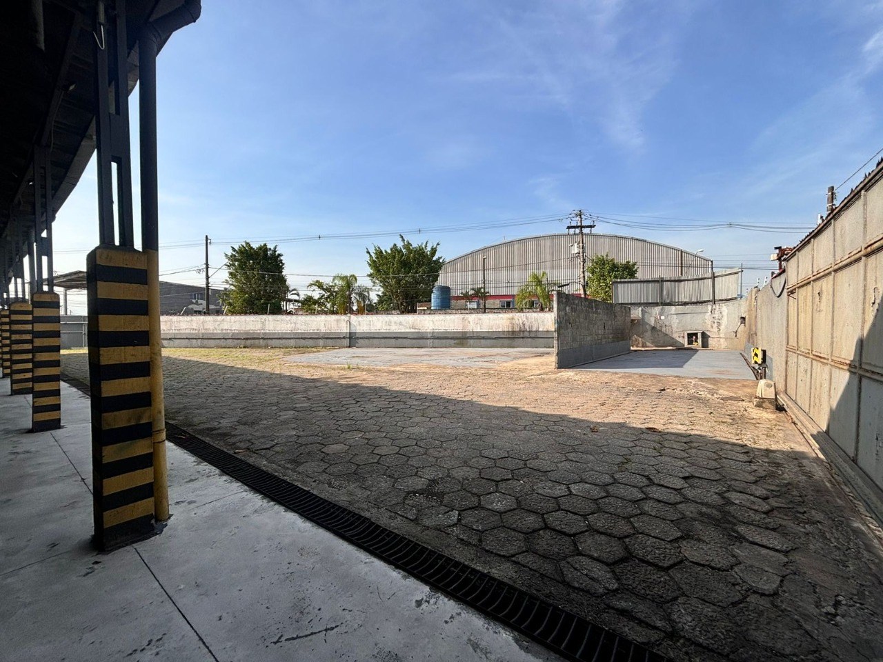 Loteamento e Condomínio, 1200 m² - Foto 9