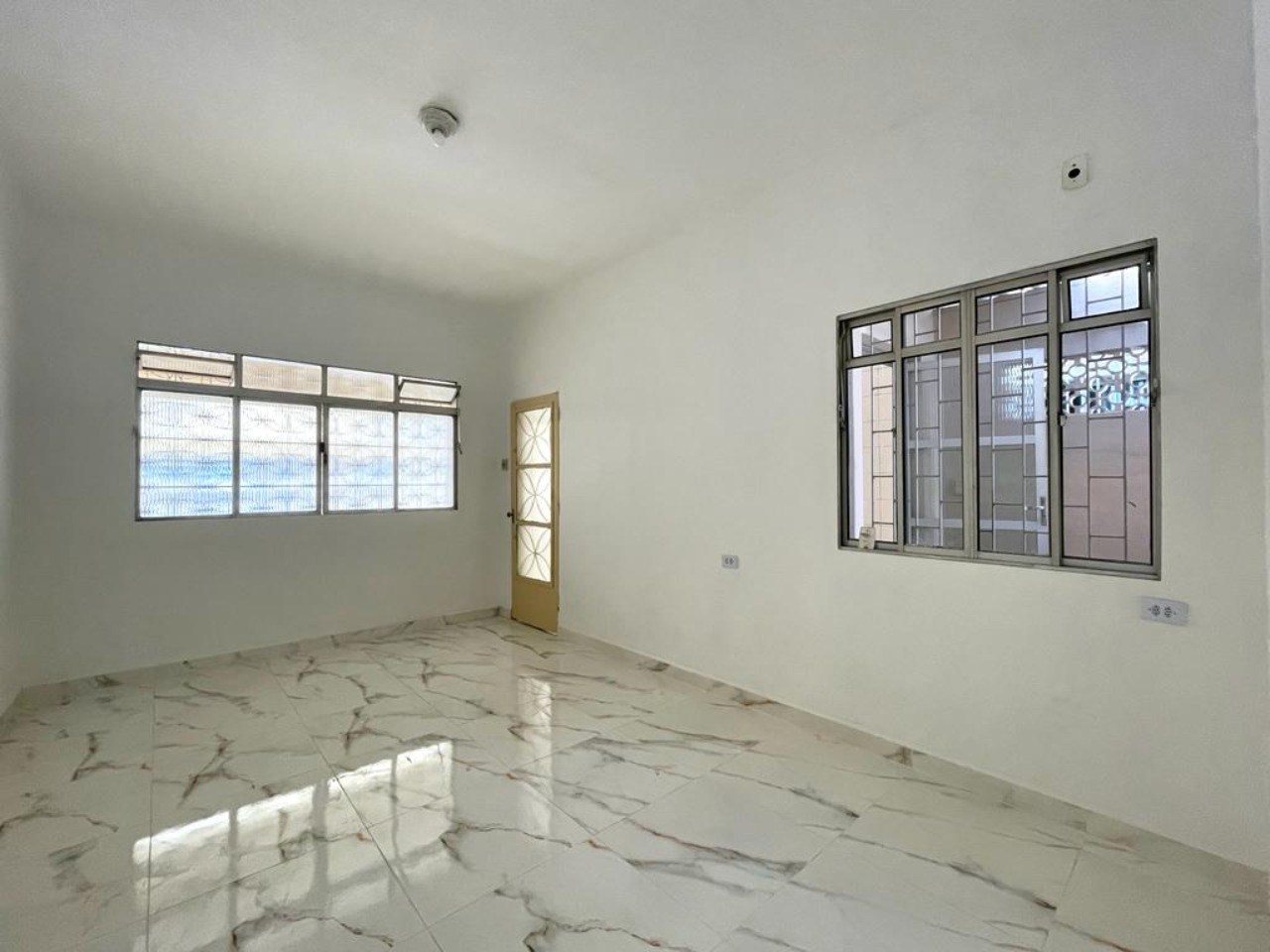 Casa, 2 quartos, 150 m² - Foto 2