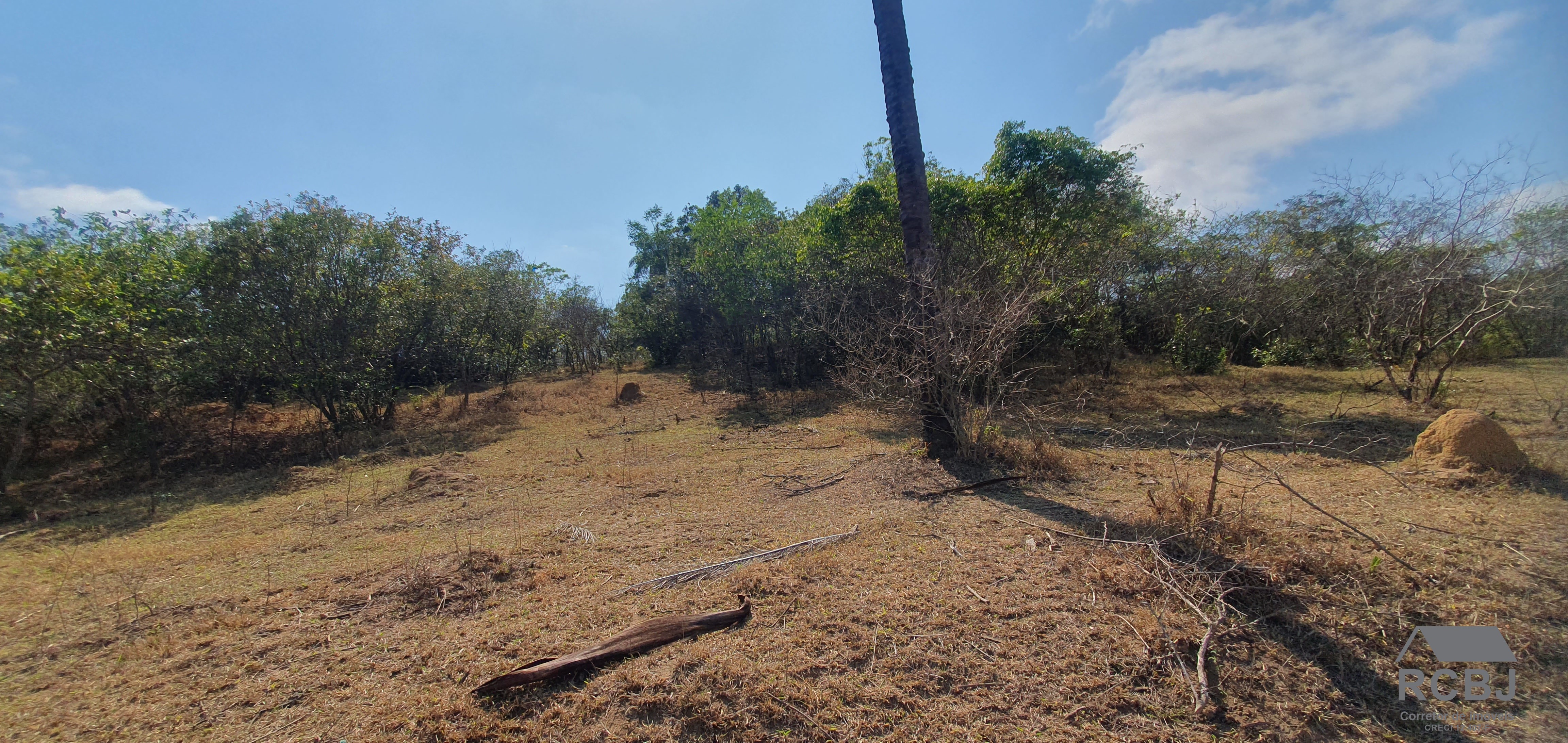 Area comercial em esmeraldas - mg, novo retiro