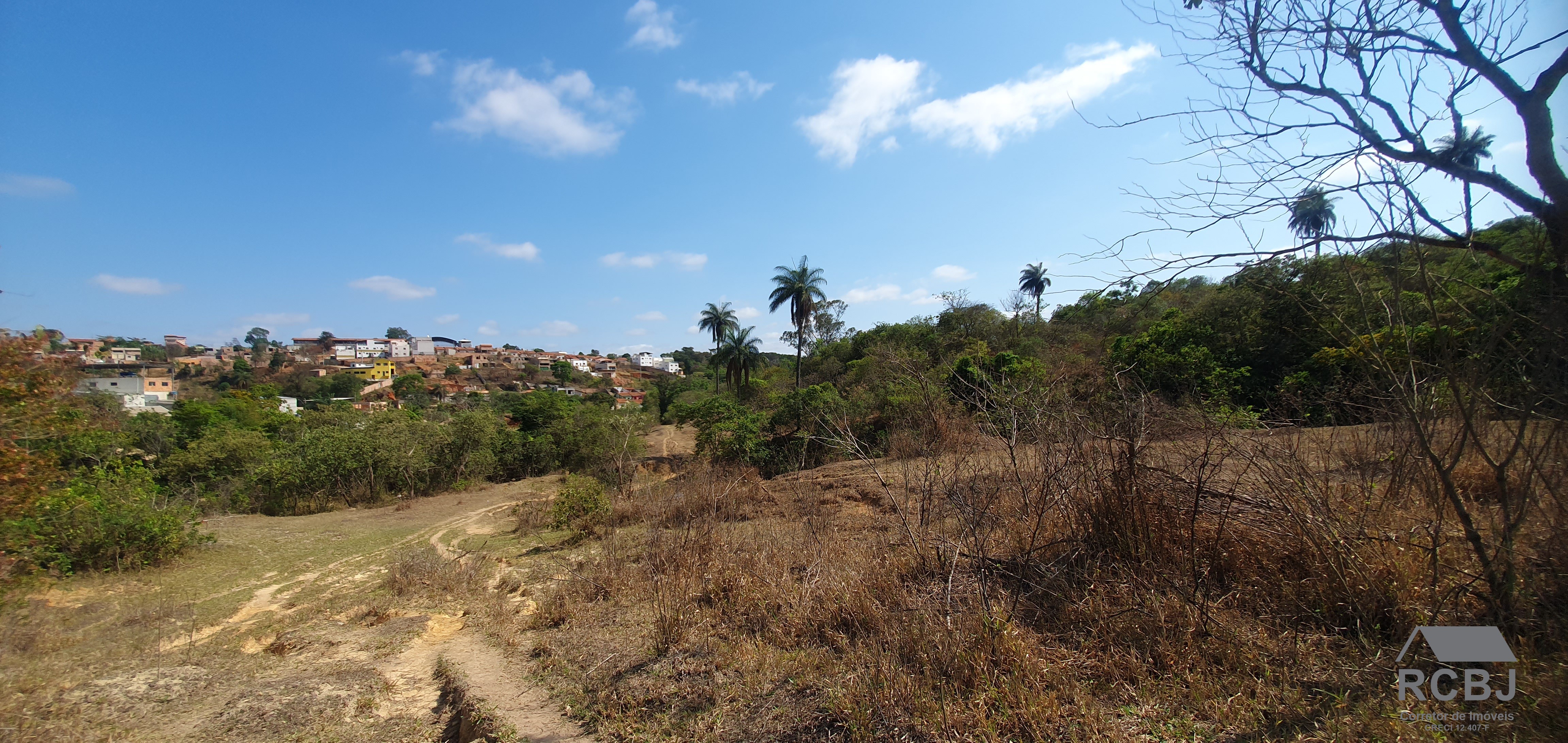 Area comercial em esmeraldas - mg, novo retiro