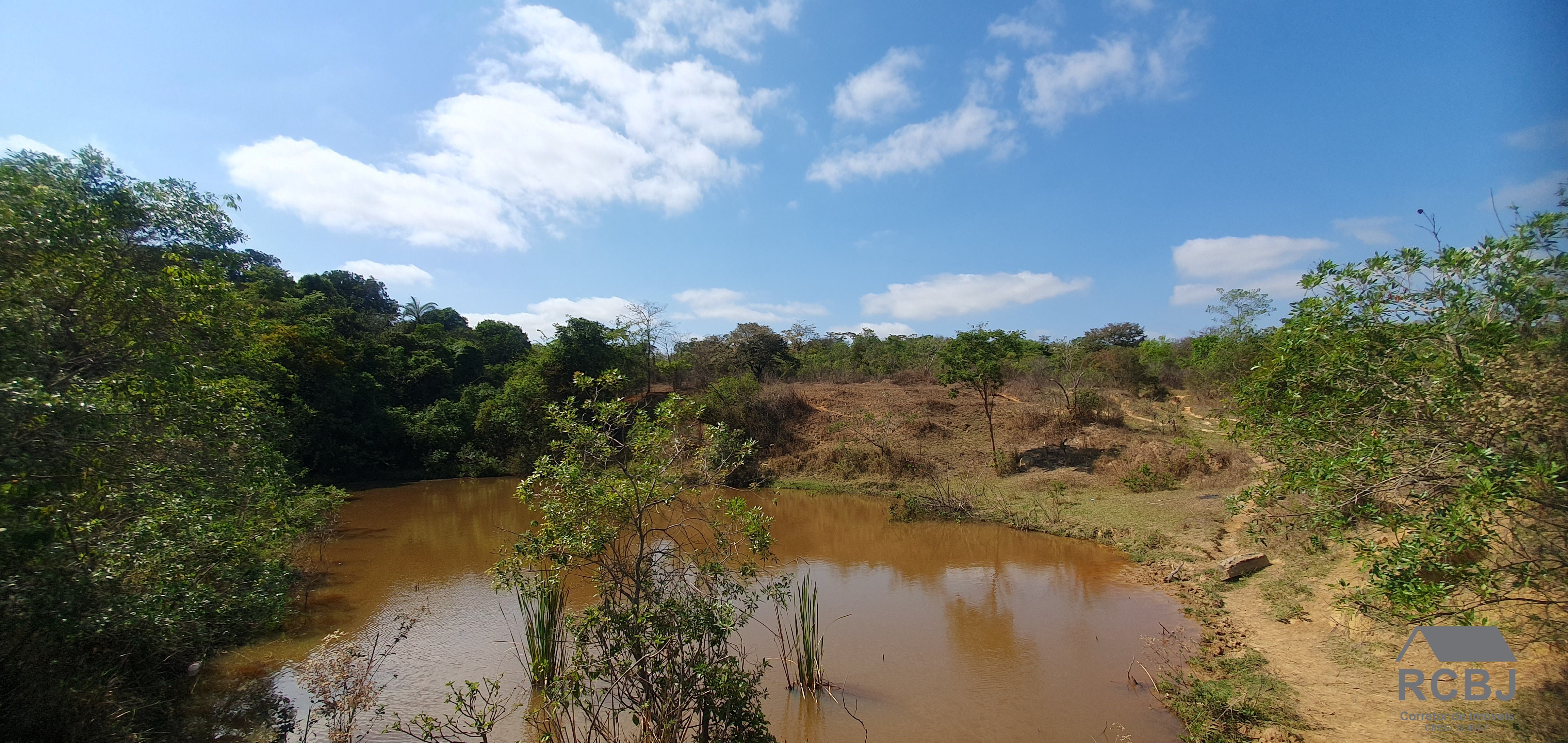 Area comercial em esmeraldas - mg, novo retiro