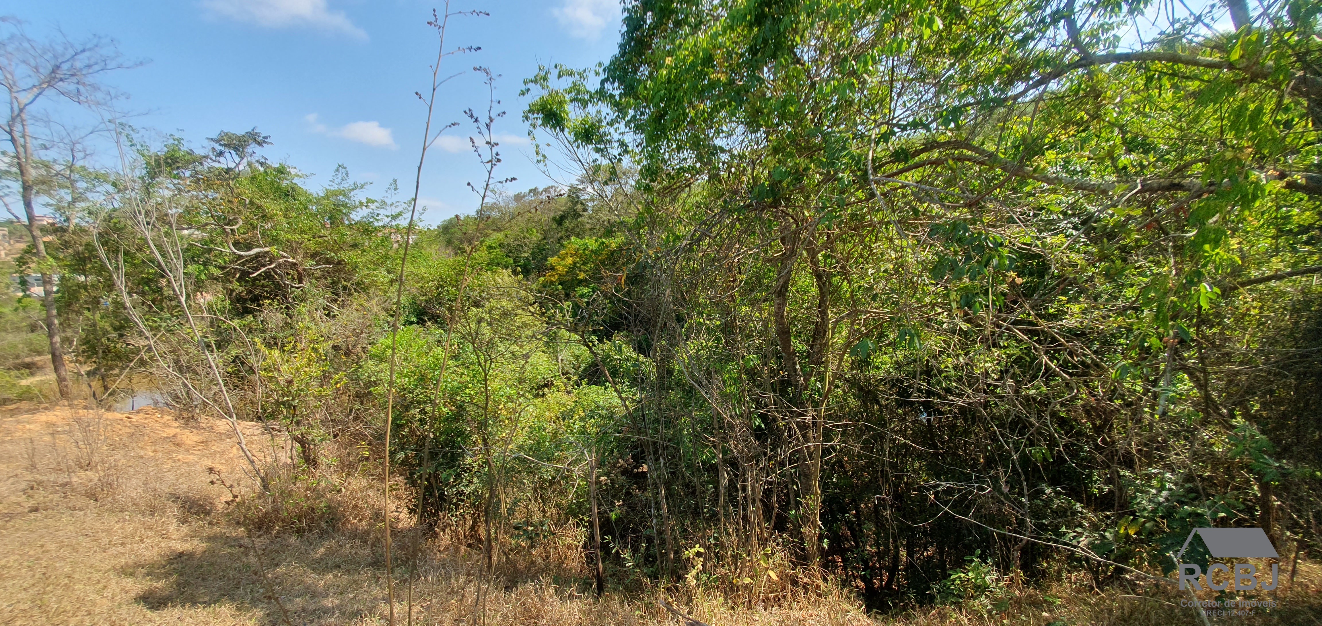 Area comercial em esmeraldas - mg, novo retiro