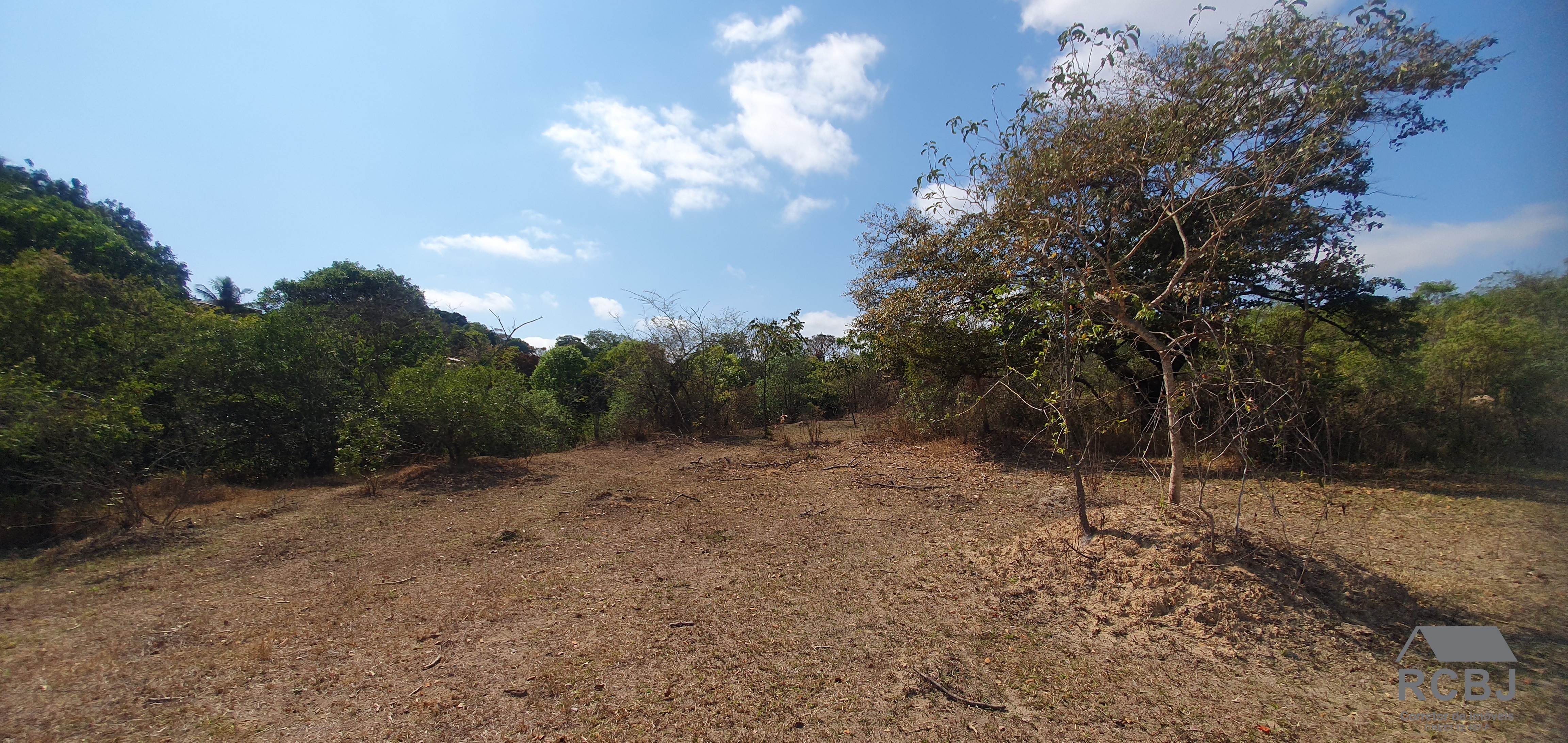 Area comercial em esmeraldas - mg, novo retiro