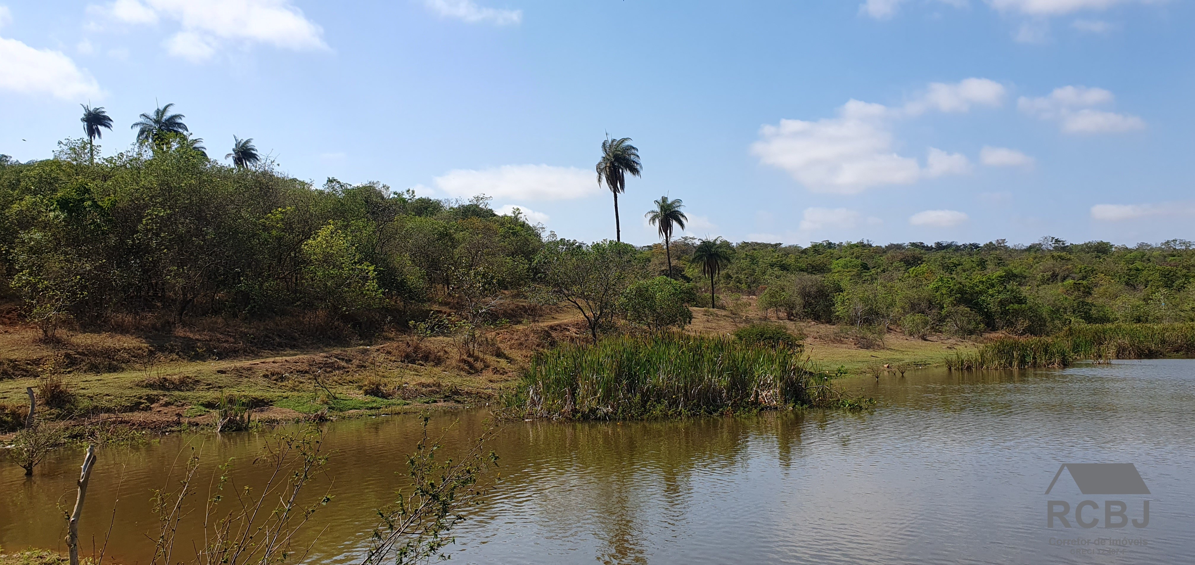 Area comercial em esmeraldas - mg, novo retiro